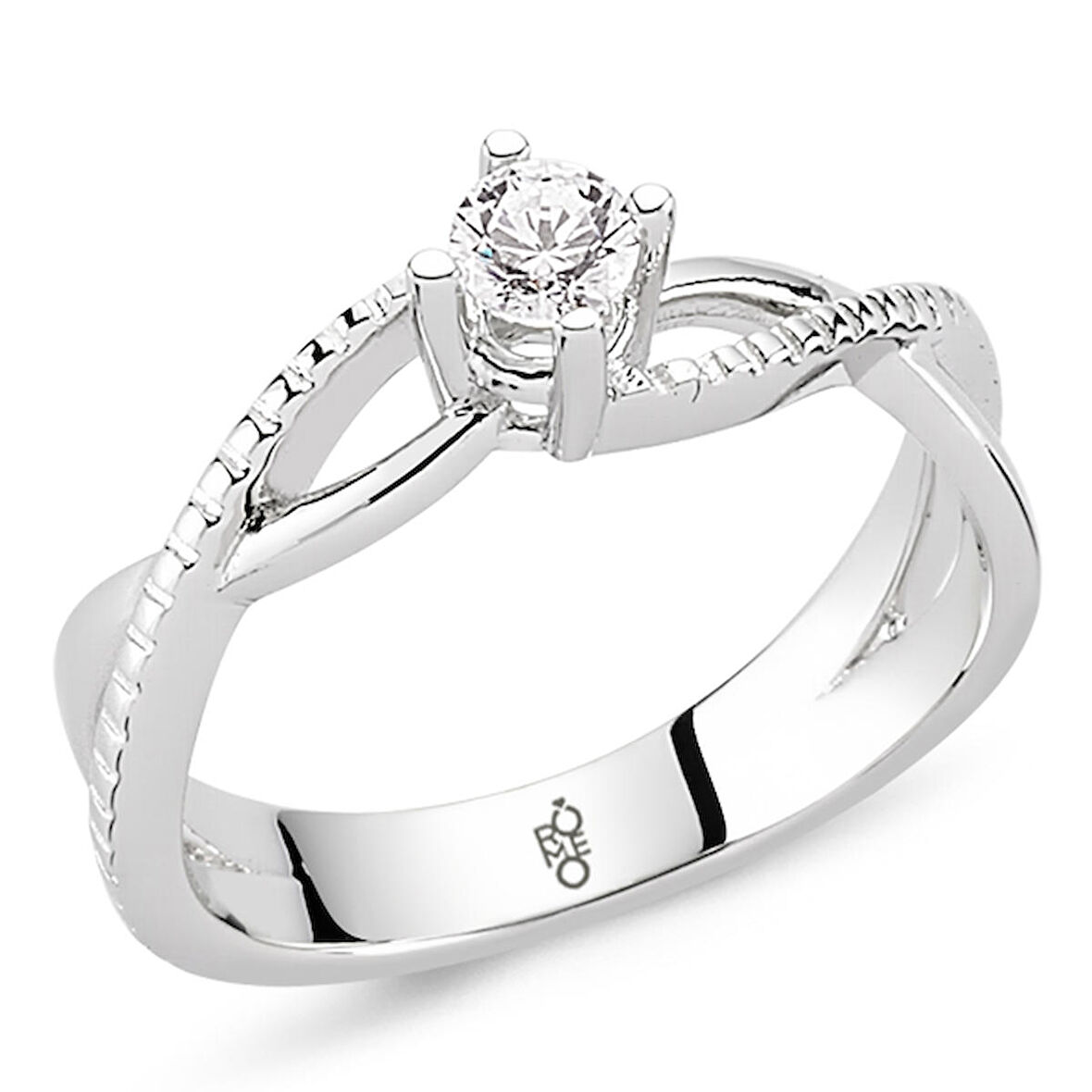 0.30 Ct Tektaş Pırlanta Yüzük  RM30064
