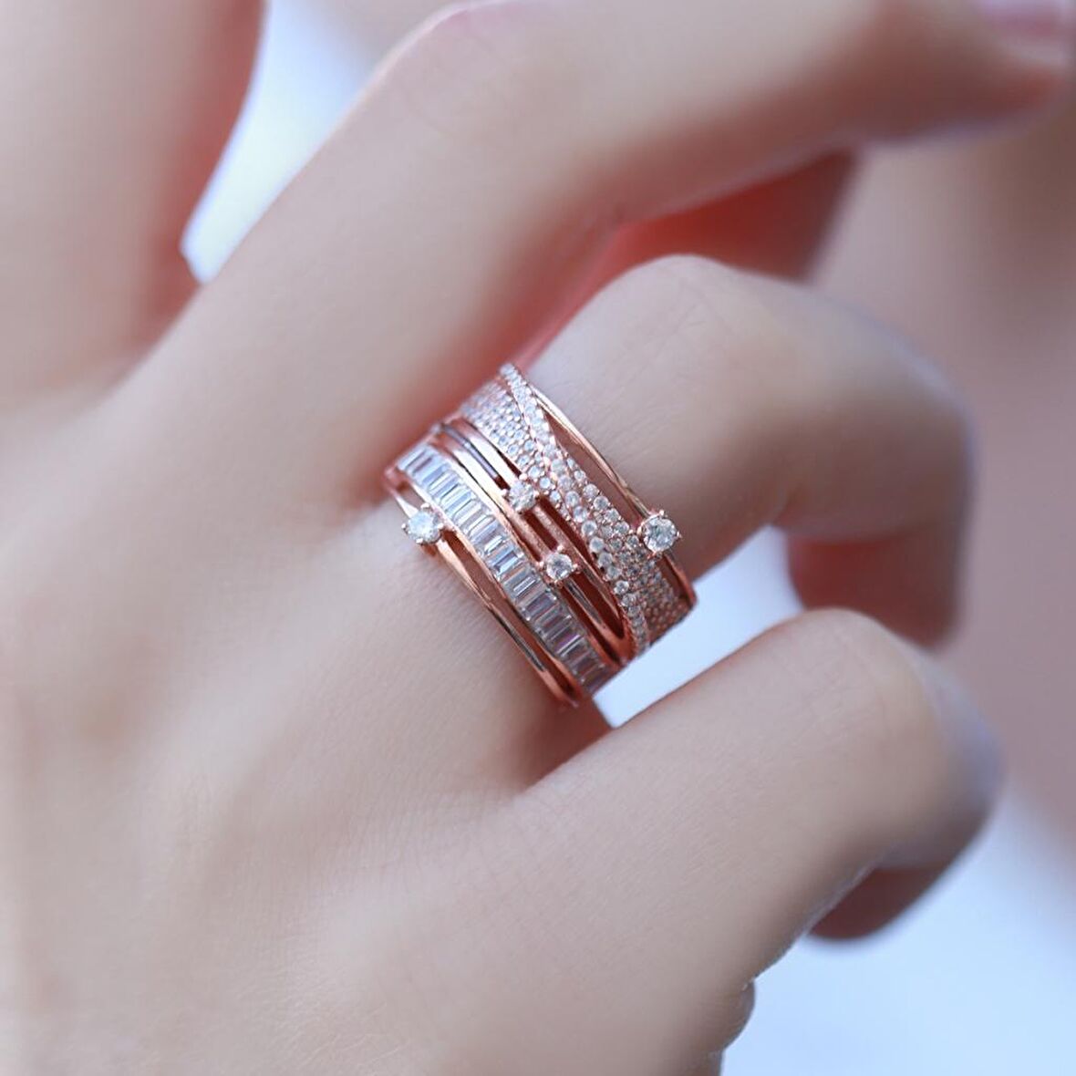 Sarmal Model Zirkon Taşlı Rose Gold Kaplama Gümüş Yüzük