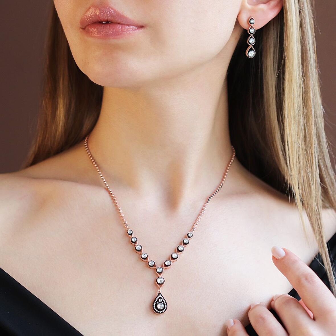 Elmas Montür Zirkon Taşlı Damla Model Rose Gold Kaplama Gümüş Set