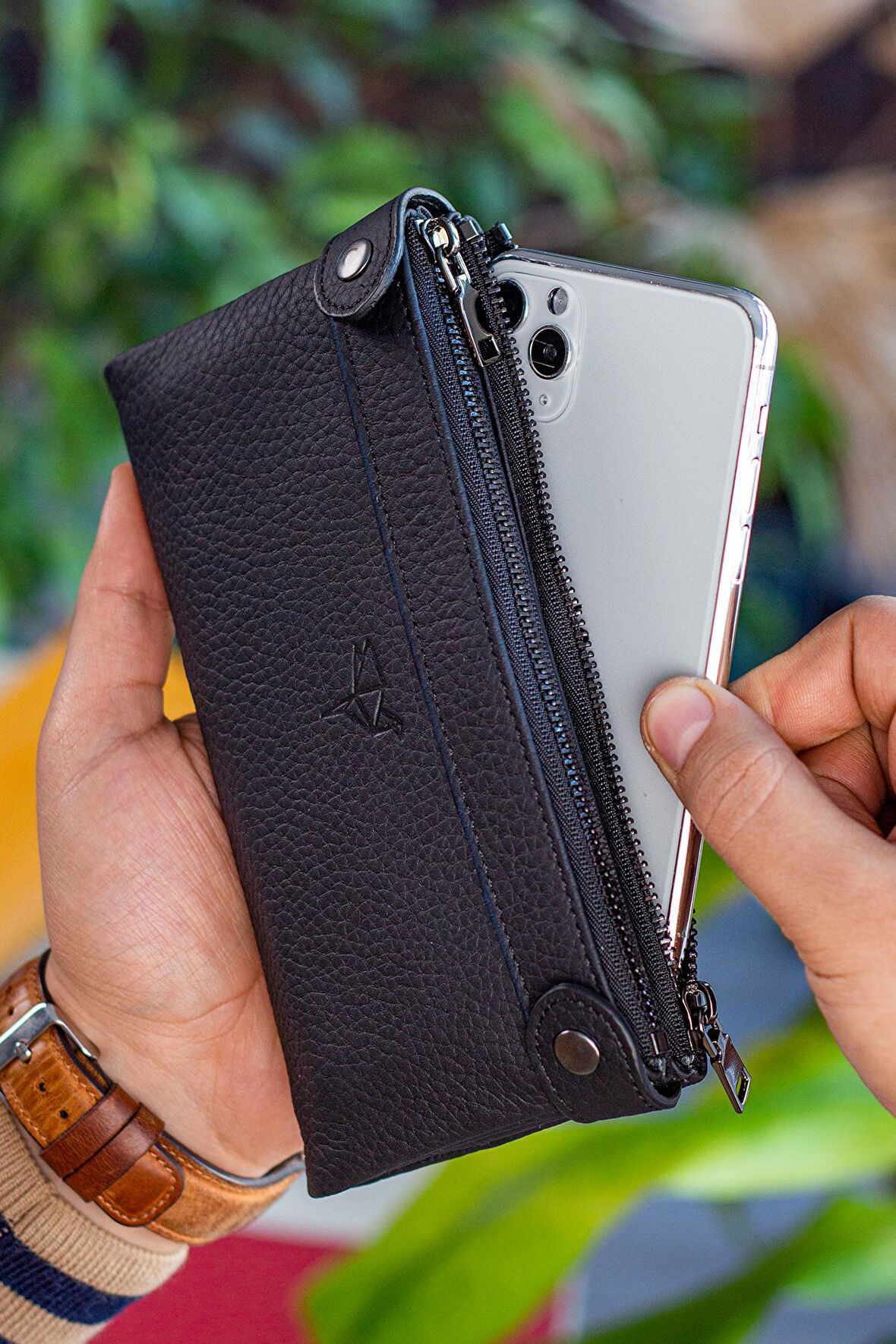 Garbalia Roosevelt Hakiki Deri Telefon Bölmeli El Saplı Unisex Portföy Cüzdan