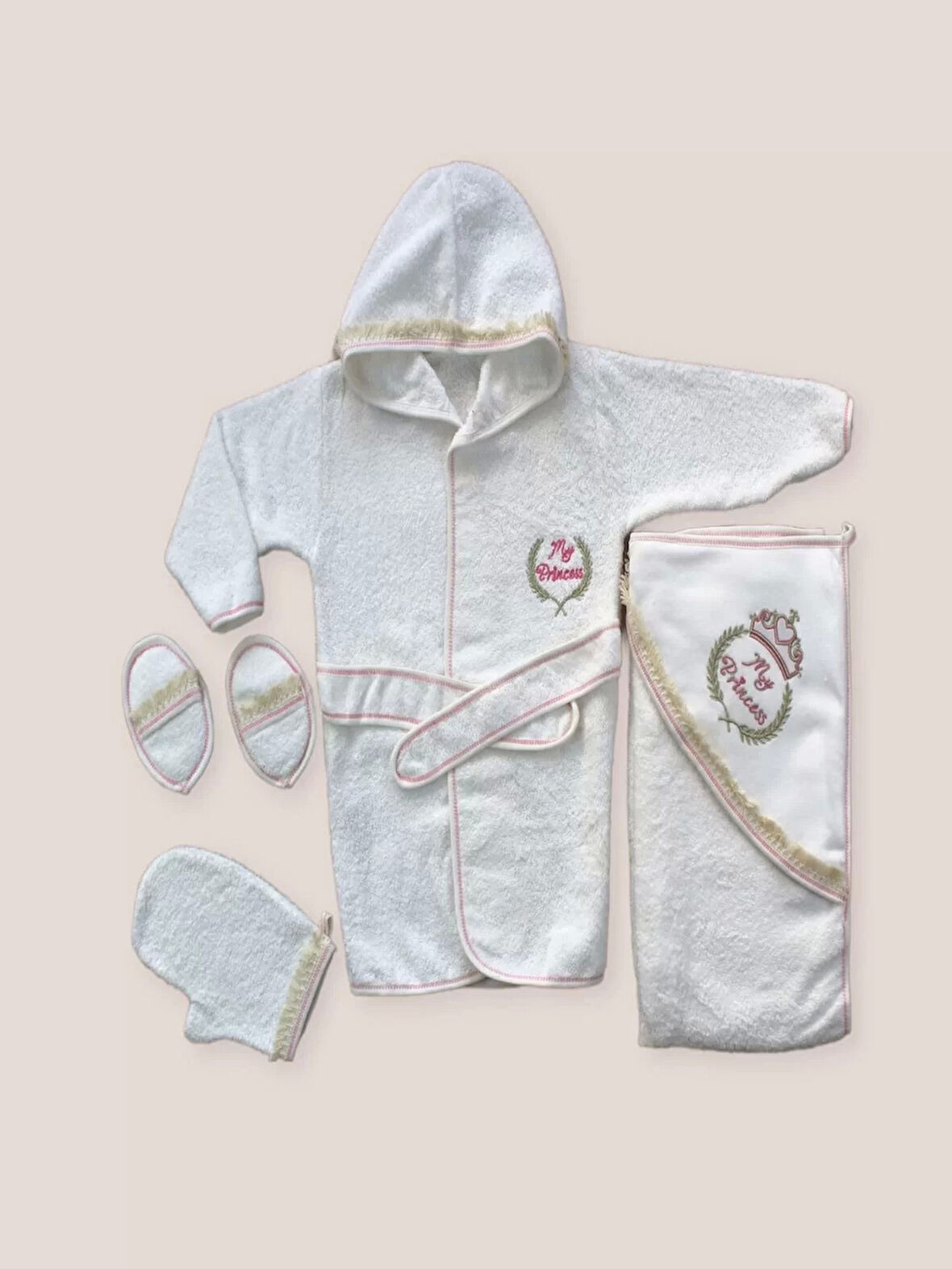 0-6 Ay Kaplan Nakışlı Bornozlu 5li Kız Bebek Havlu Silgi Takımı Pembe