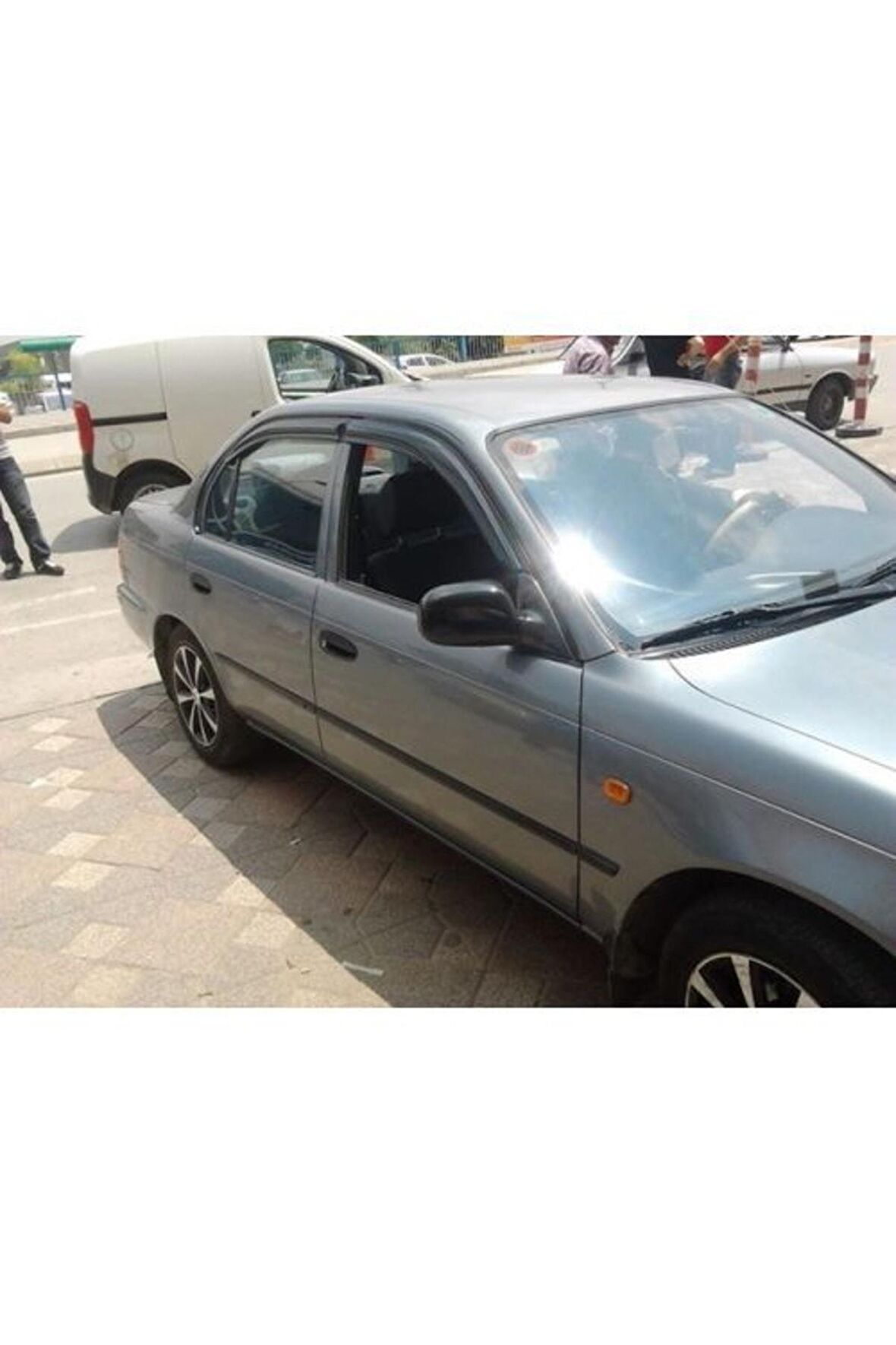 Toyota Corolla Cam Rüzgarlığı 4.lü 1992-99