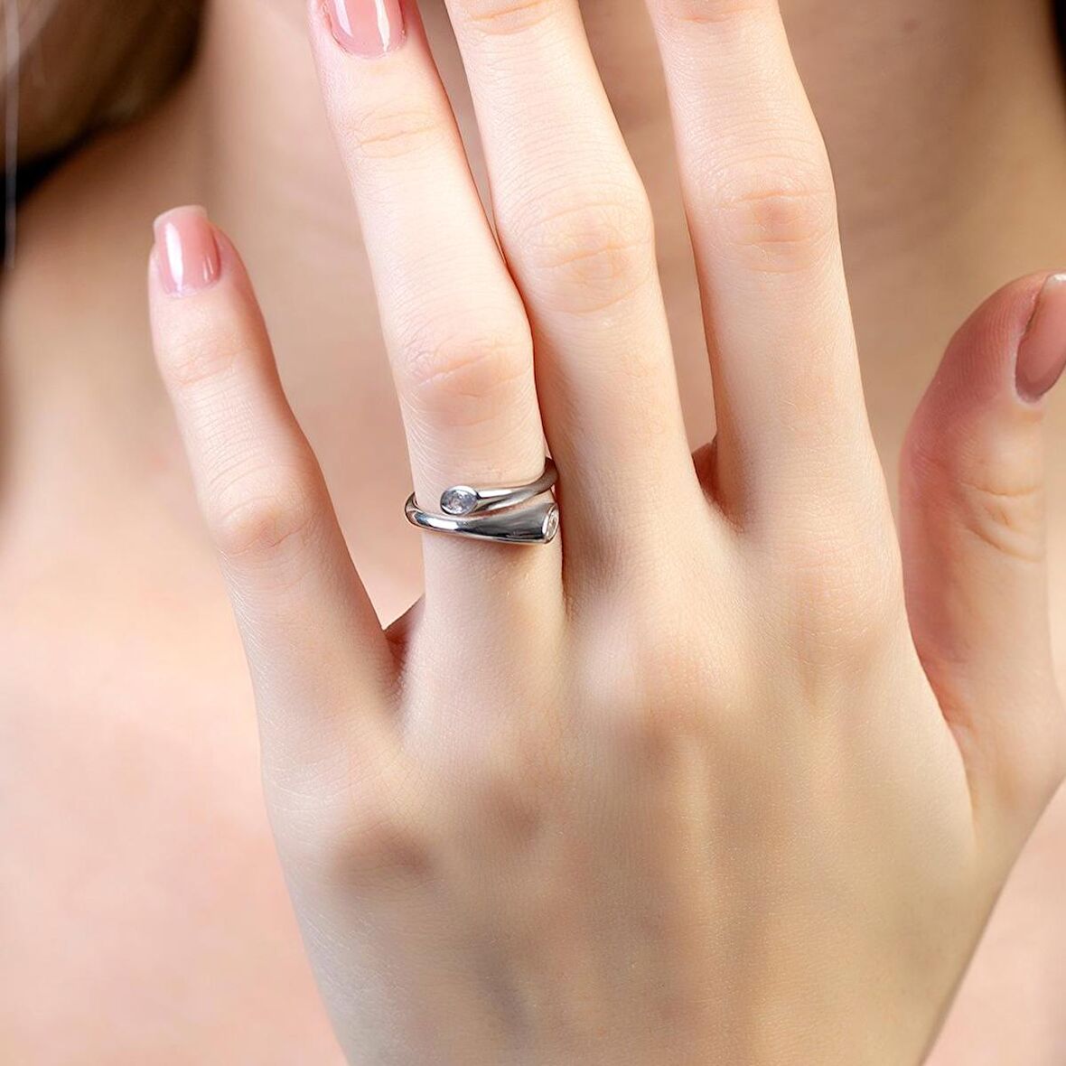 Beyaz Zirkon Taşlı Cats Eye Detaylı Silver Renk Free Size 925 Ayar Gümüş Kadın Yüzük