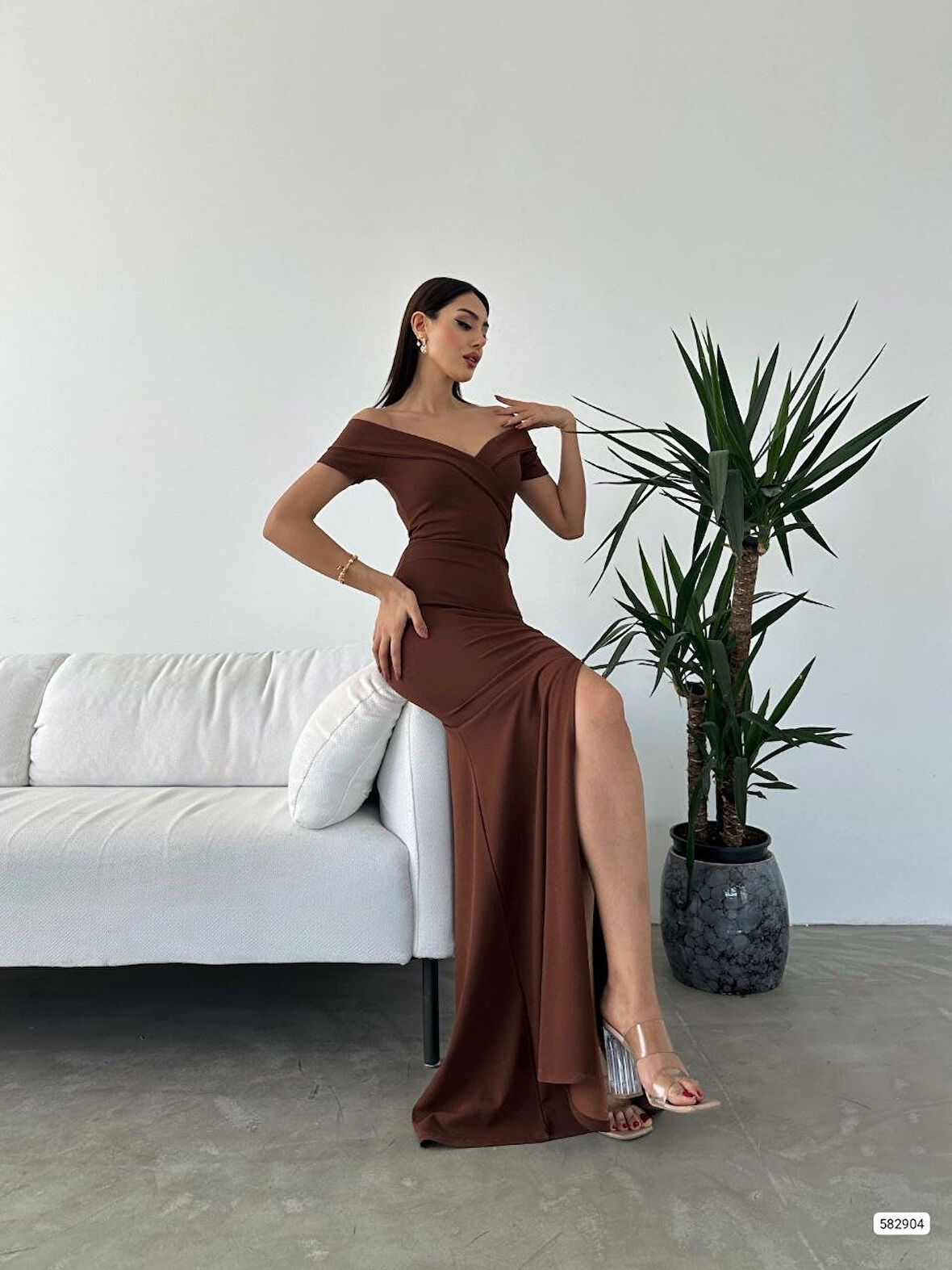 Rose's Boutiqe All About Women Kadın Dalgıç Kumaş Kayık Yaka Ve Dekolte Detaylı Elbise