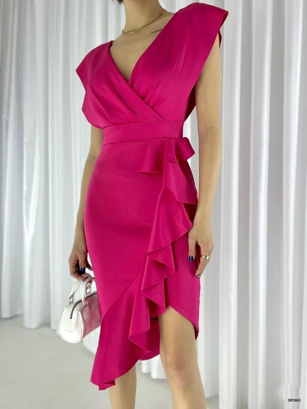 Rose's Boutiqe All About Women Scuba Kumaş Önü Fırfırlı Midi Boy Elbise