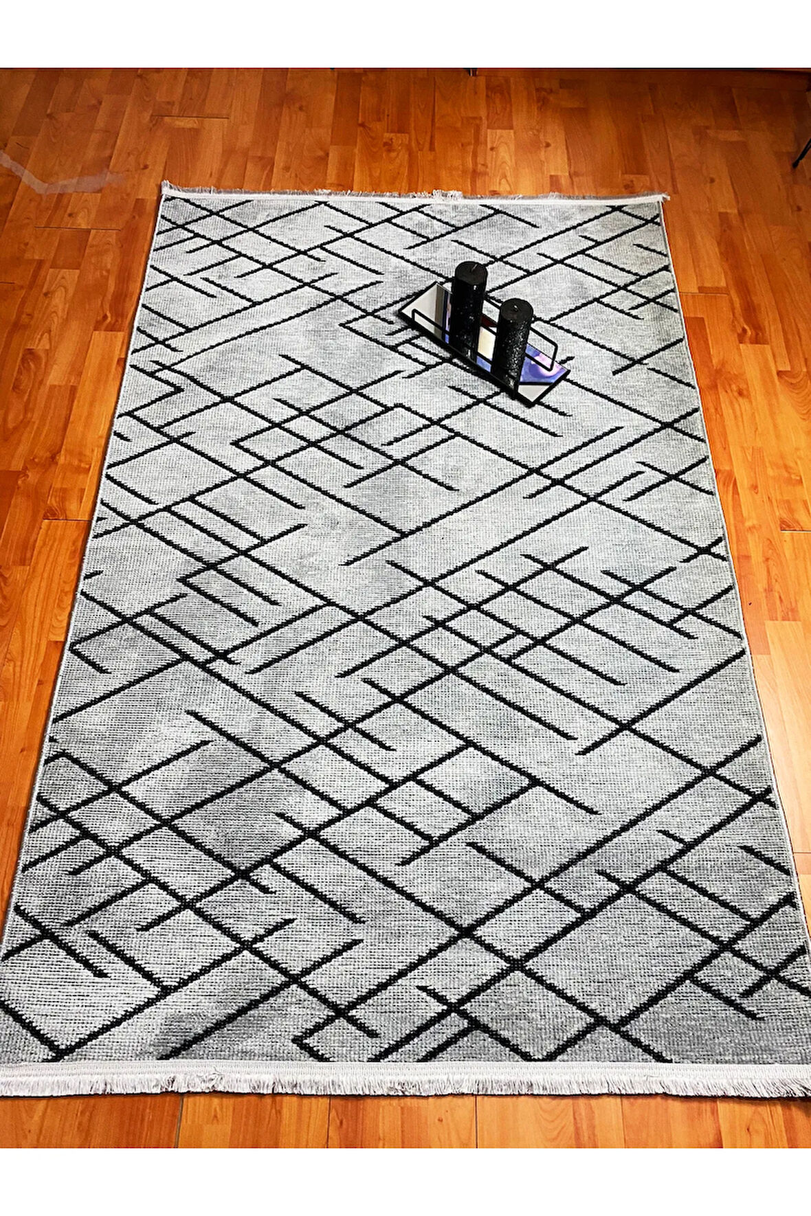 İskandinav  Halı Salon, Oturma Odası,Yatak Odası. Koridor, Mutfak Şönil Dokuma Halı