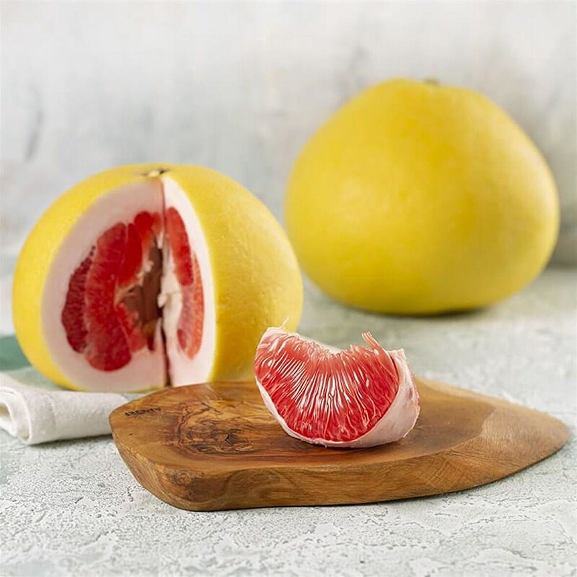 5 Yaş Aşılı Pomela Şadok Fidanı, Saksıda