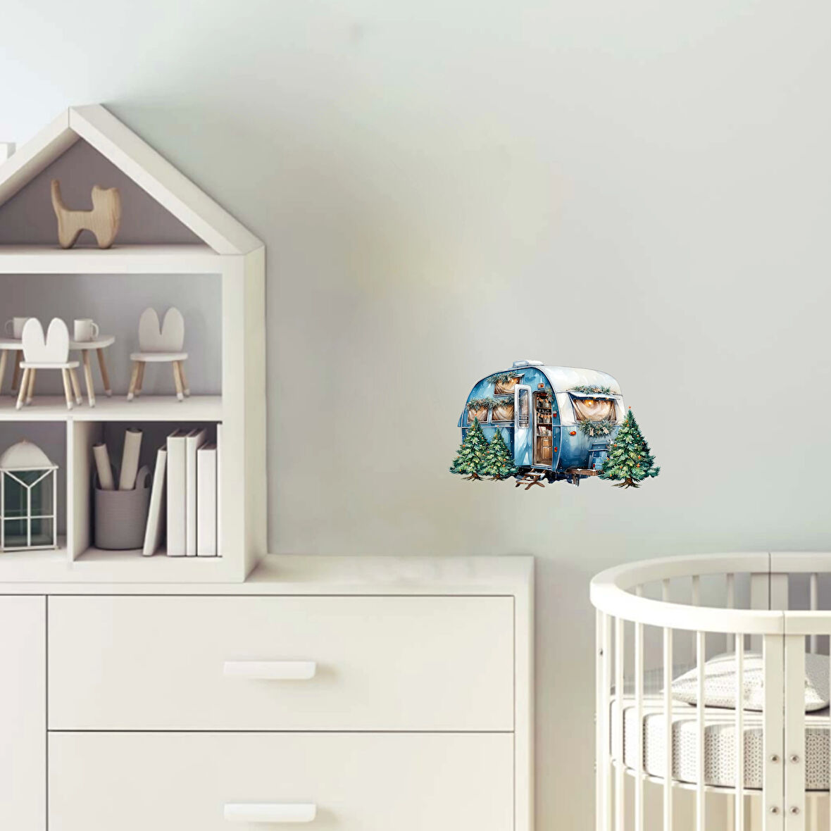 Çam Ağaçlı Kış Karavanı Duvar Stickerı
