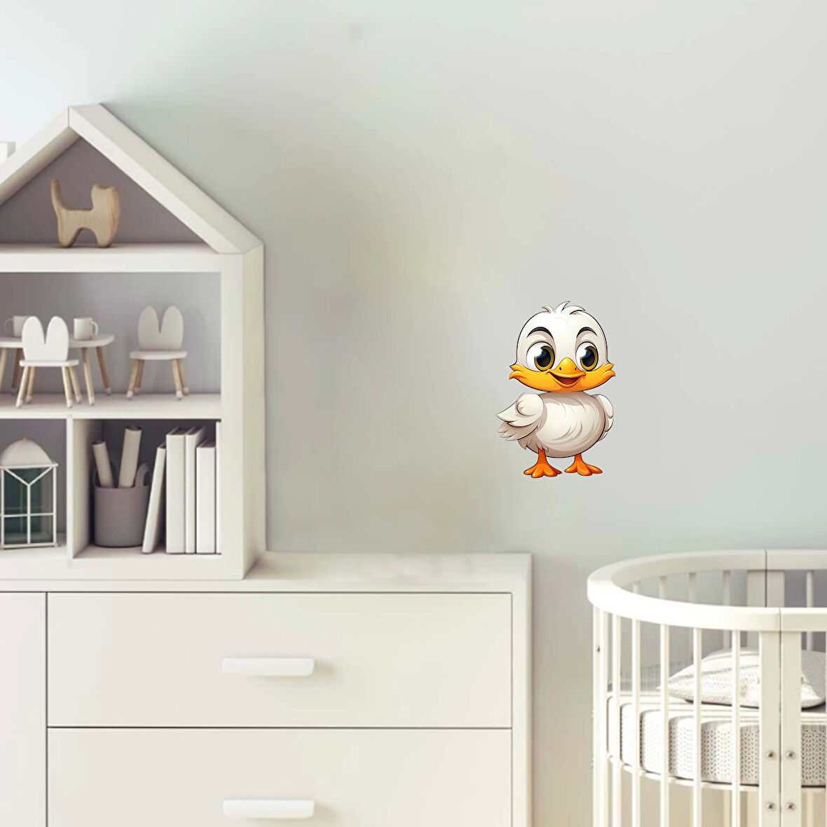 Gülen Yüzlü Beyaz Yavru Ördek Duvar Sticker'ı