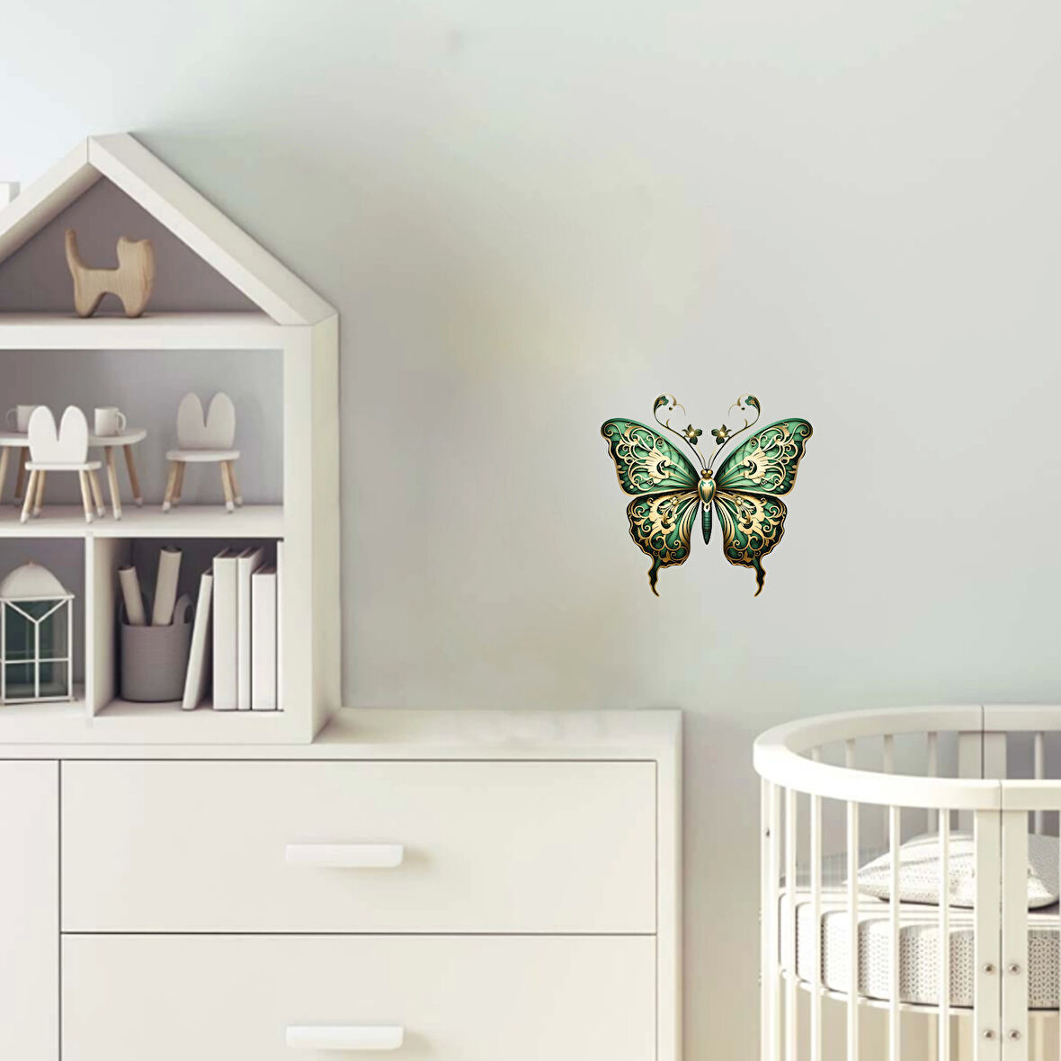 Yeşil ve Altın İşlemeli Kelebek Duvar Stickerı