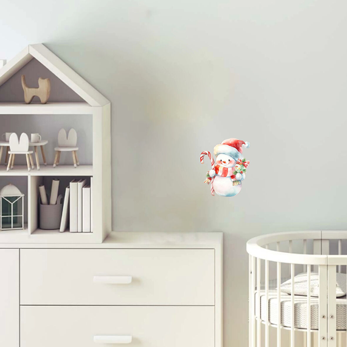 Baston Şekerli ve Hediyeli Karlı Adam Duvar Stickerı