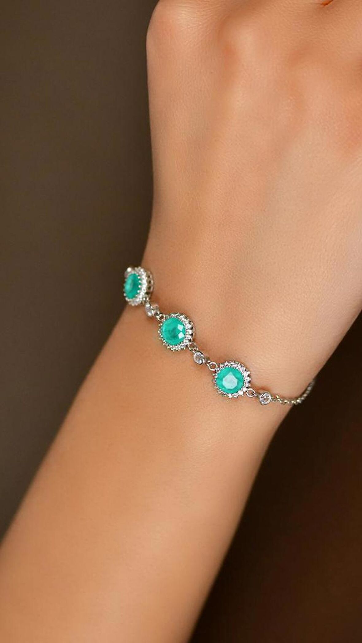 Paraiba Taşlı Rodyum Yuvarlak Anturaj Gümüş Bileklik