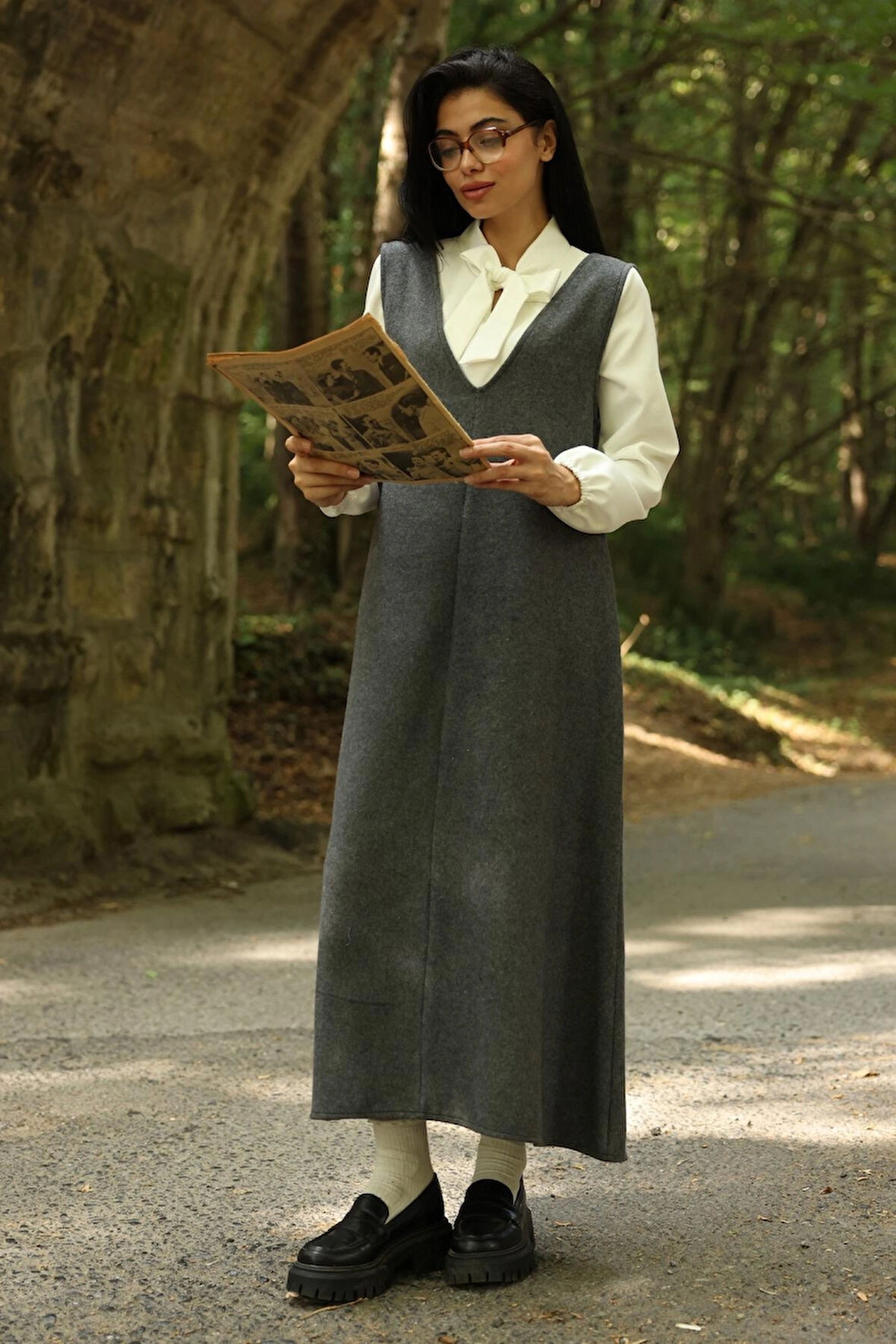 Antrasit Rengi Kaşe Uzun Kışlık V Yaka Jile Elbise