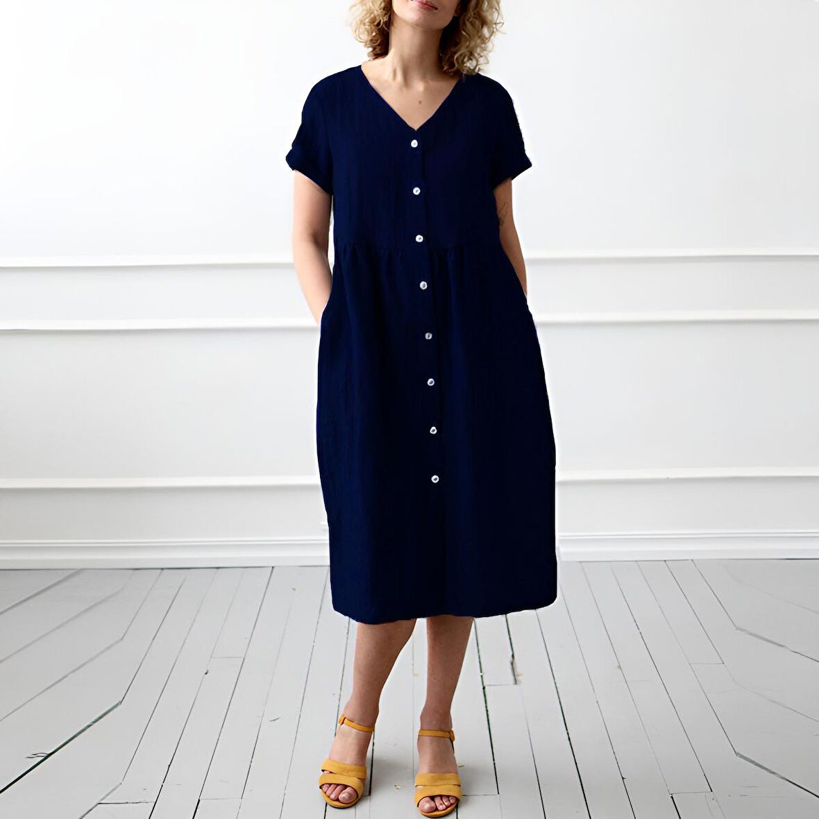 Barbora Keten Günlük Yazlık V yaka Kısa Kol Düğme Detaylı Kadın Elbise LN278lacivert10