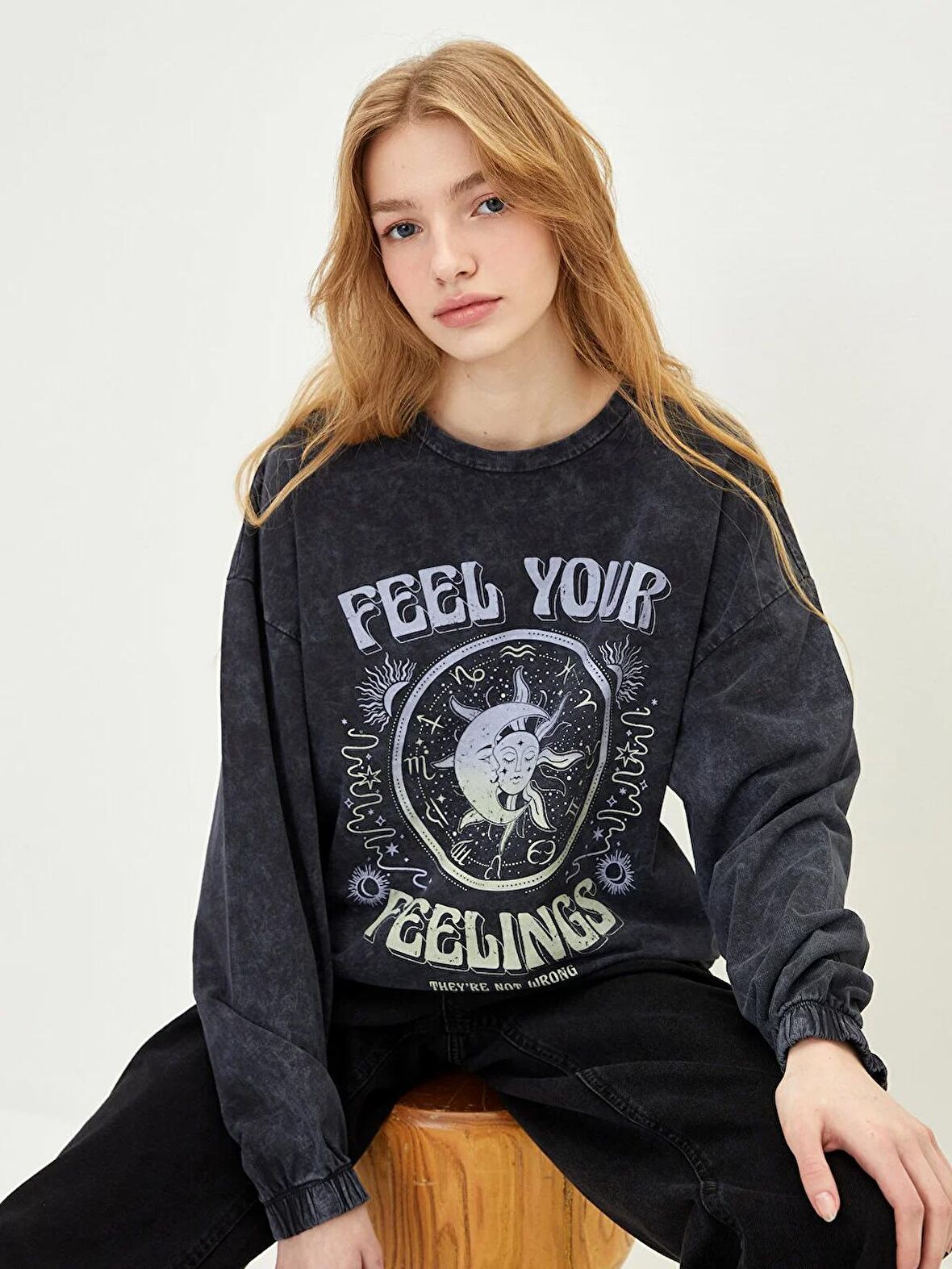 Bisiklet Yaka Baskılı Uzun Kollu Kadın Sweatshirt