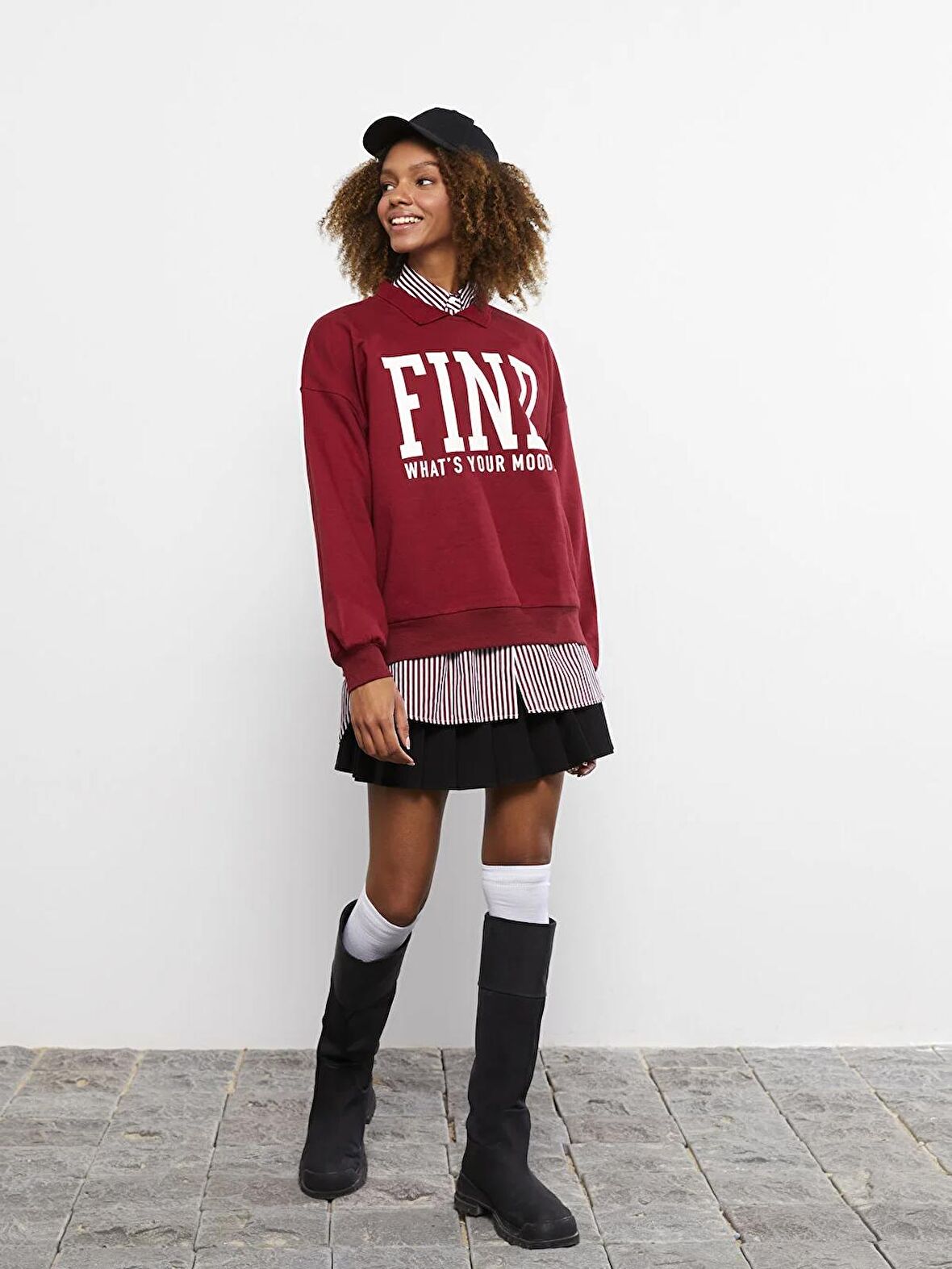 Polo Yaka Yazı Baskılı Uzun Kollu Kadın Sweatshirt
