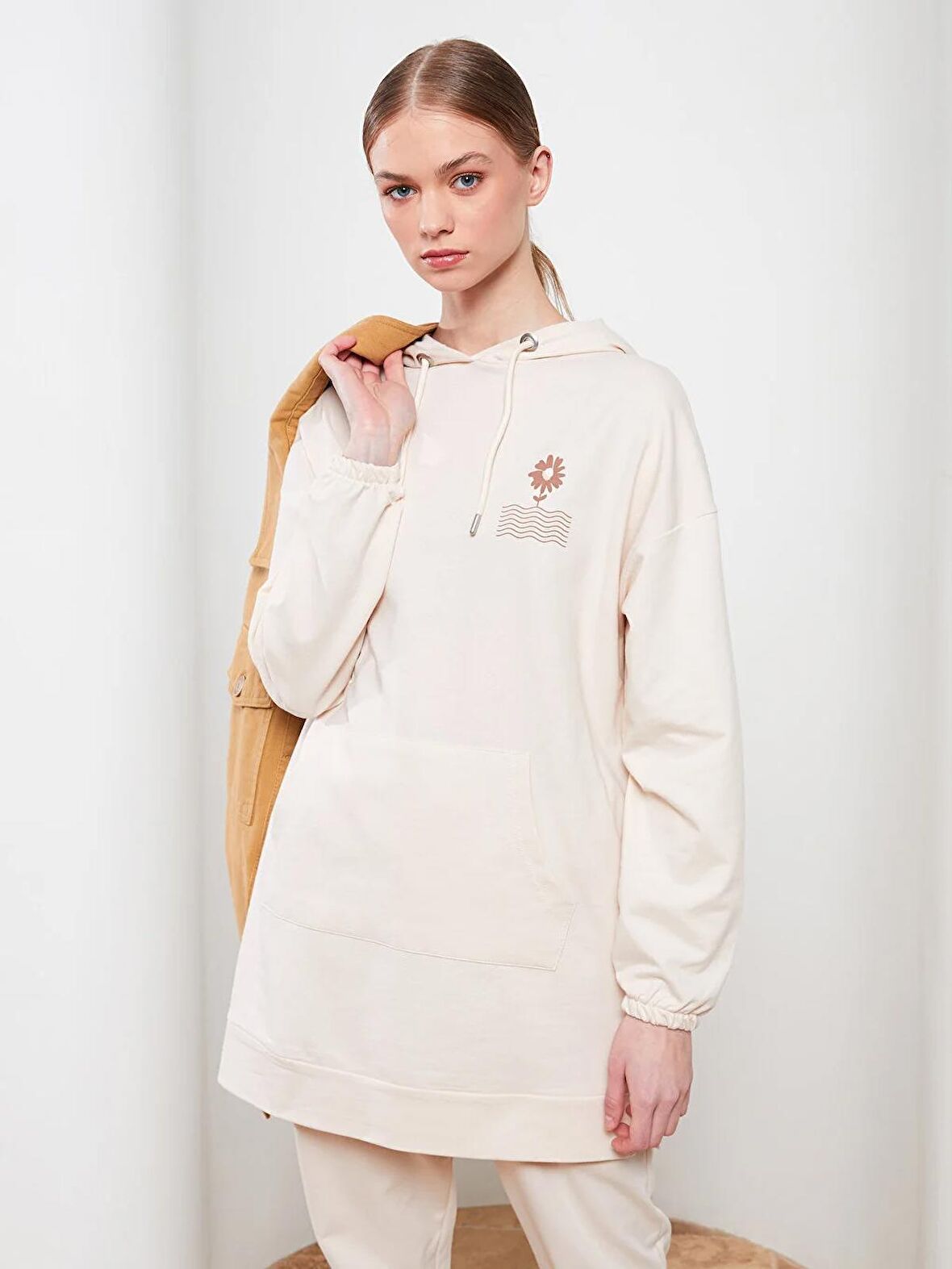 Kapüşonlu Baskılı Uzun Kollu Kadın Sweatshirt Tunik