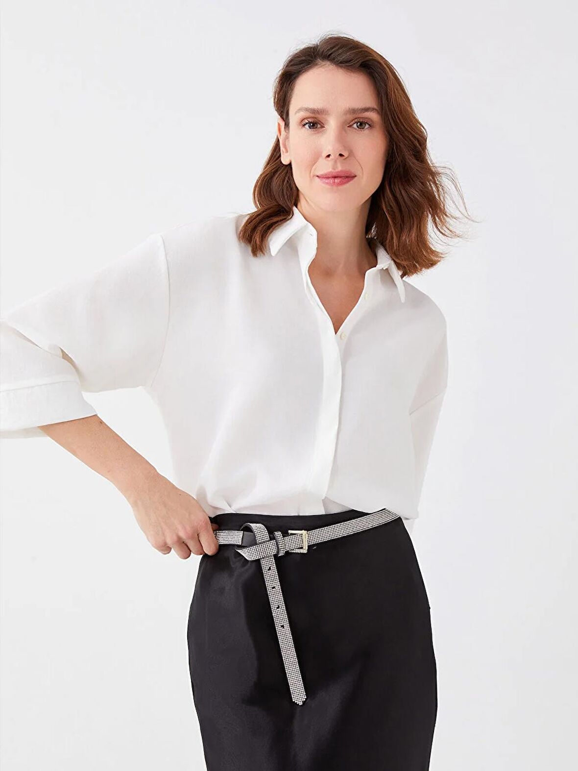 Kadın Gizli Düğme Kapamalı Düz Gömlek