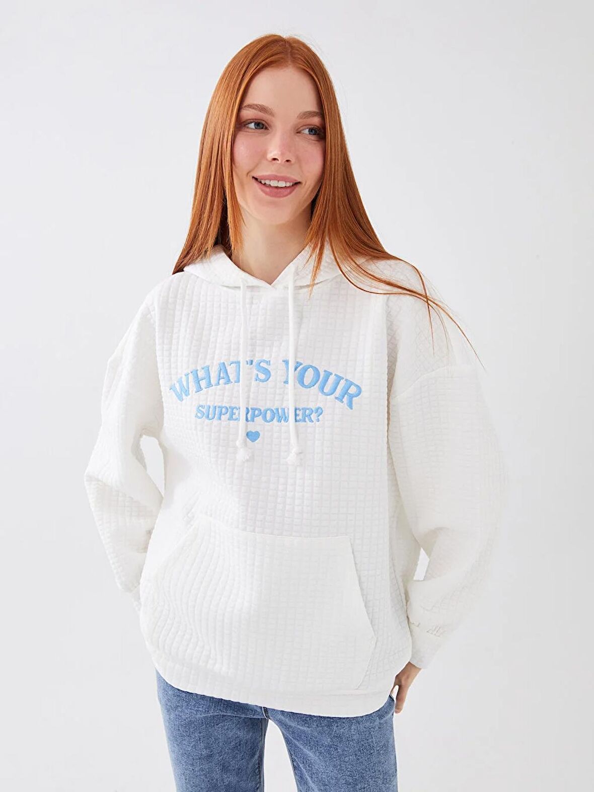Kapüşonlu Nakışlı Uzun Kollu Kadın Sweatshirt