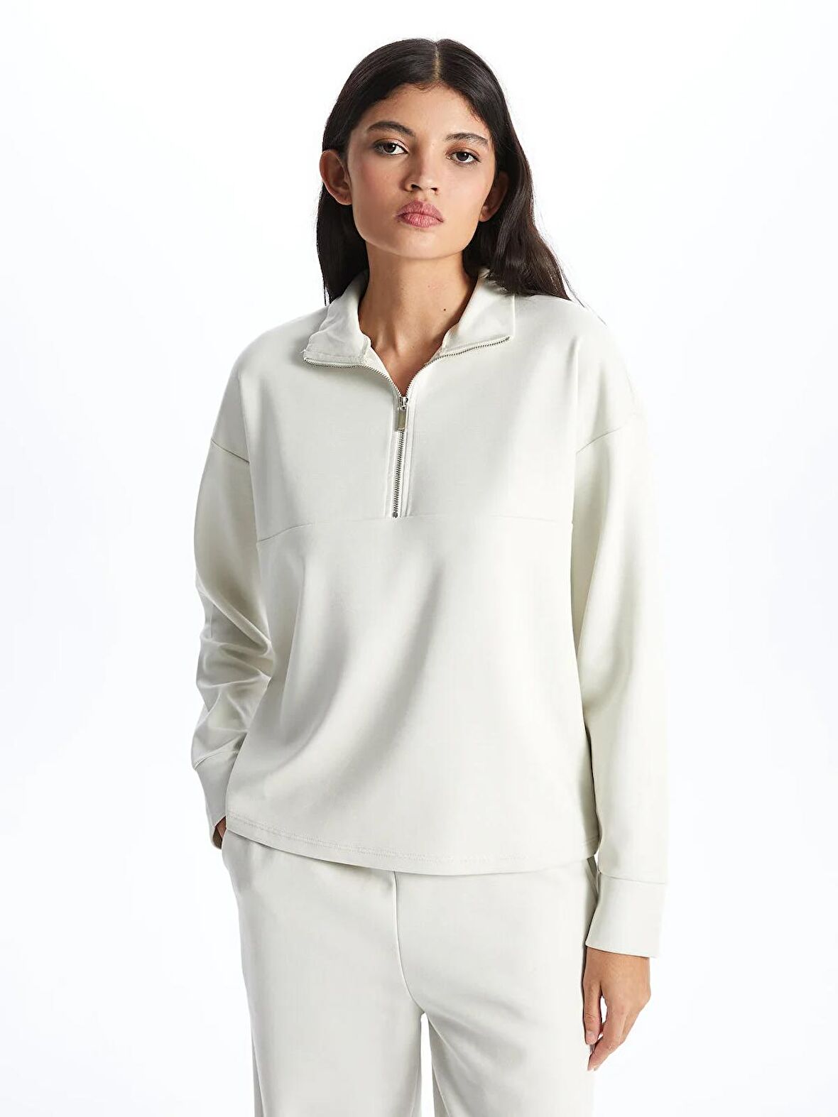 Dik Yaka Düz Uzun Kollu Kadın Sweatshirt