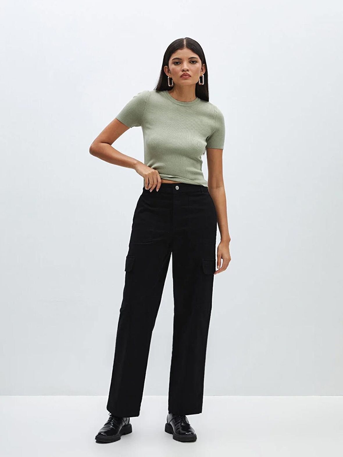 Standart Fit Gabardin Kadın Kargo Pantolon