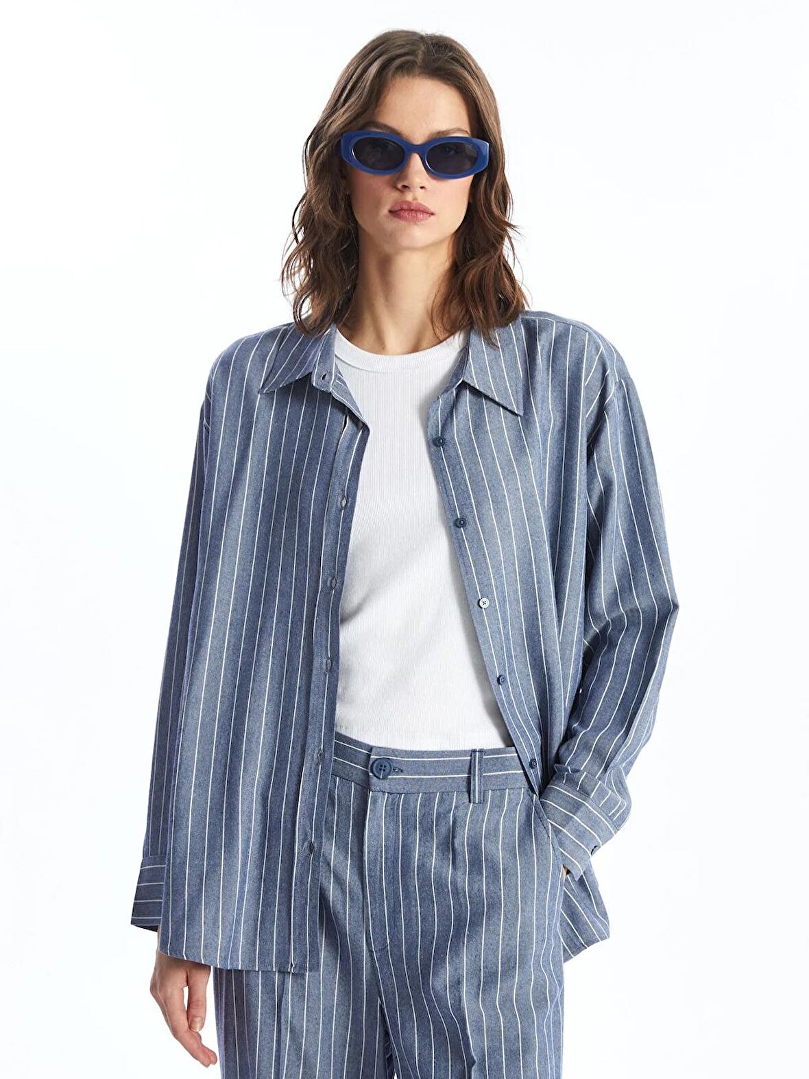 Çizgili Uzun Kollu Oversize Keten Karışımlı Kadın Gömlek