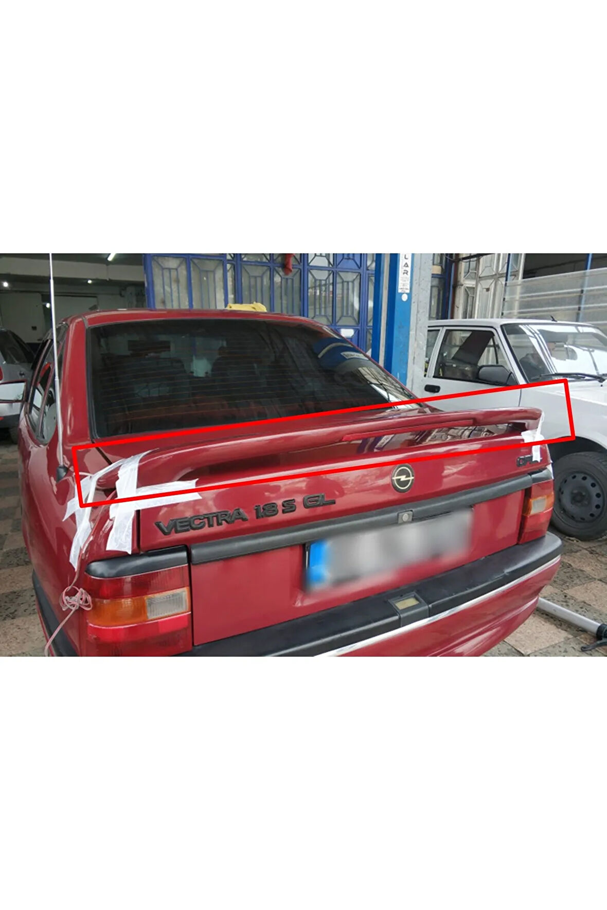 OPEL VECTRA A BAGAJ SPOYLER FİBERGLASS BOYASIZ
