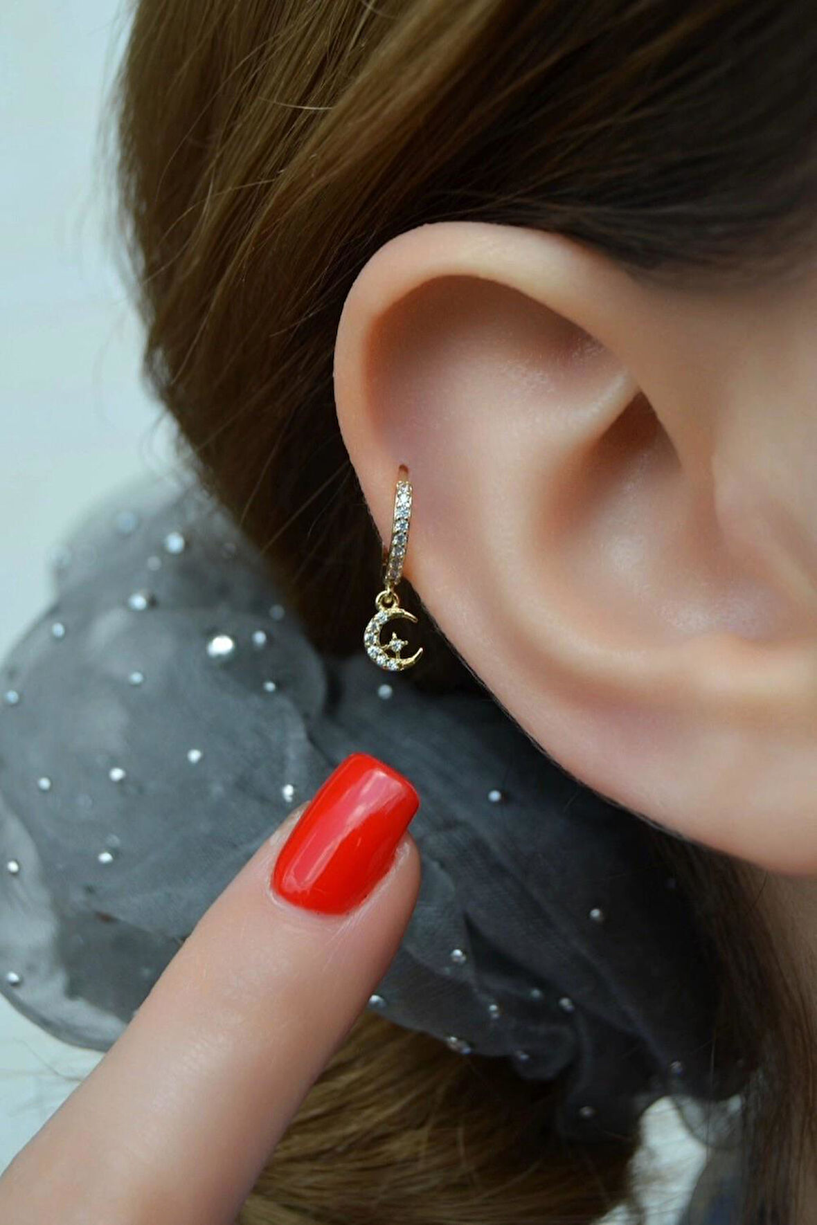Mini Ay Charm Halka Piercing – İnce Model | Helix, Kıkırdak, Lob Uyumlu | Tekli