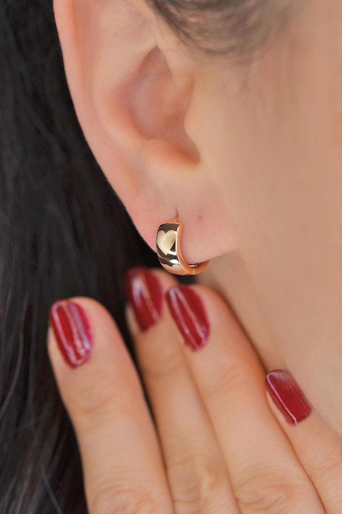 Kalp Detaylı Mini Halka Küpe