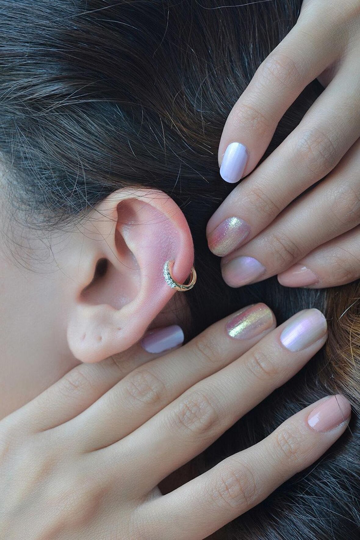 Altın Renkli Zirkon Taşlı Halka Piercing Tragus Helix Kıkırdak Küpesi