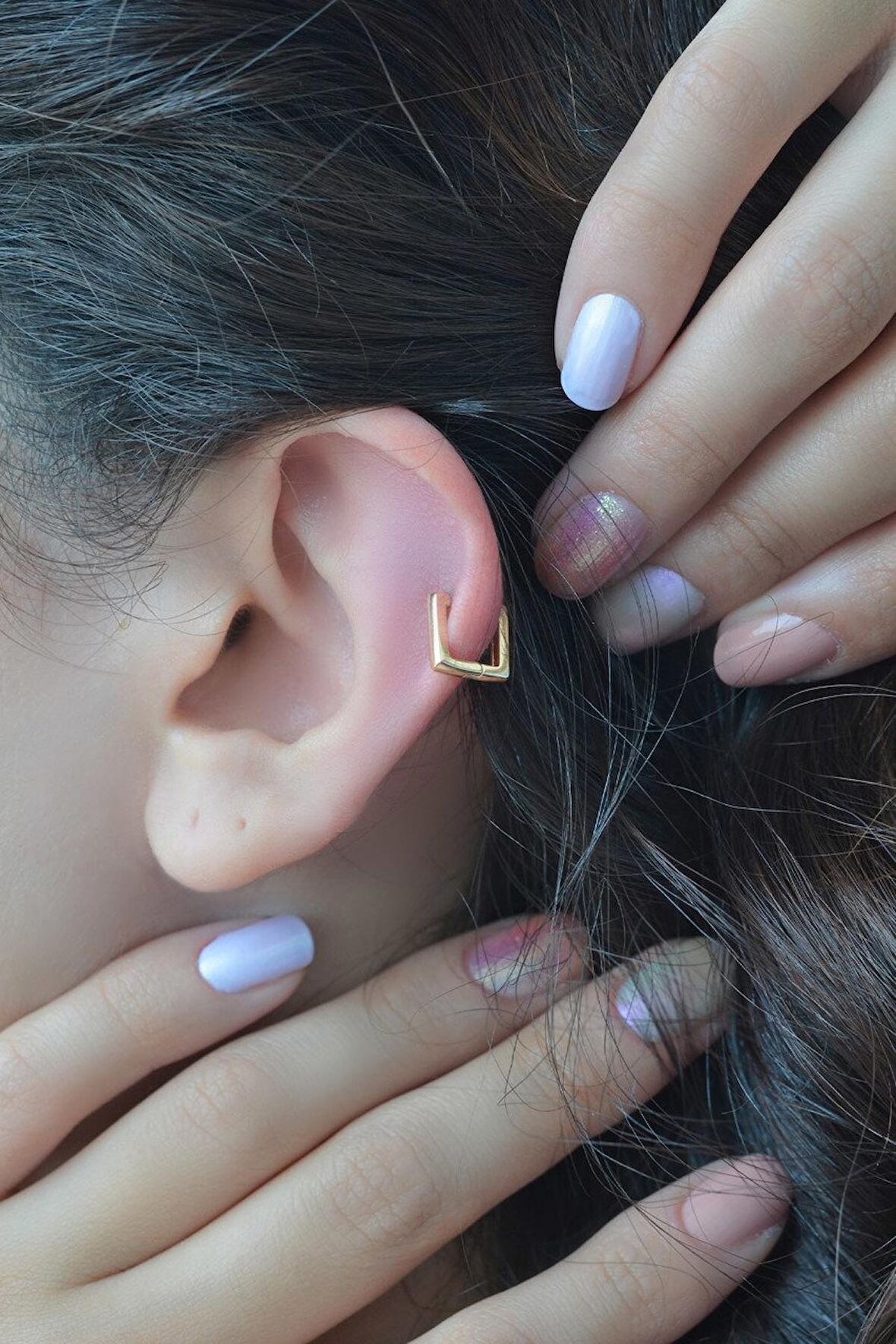 Mini İnce Kare Halka Tragus Piercing Helix Küpesi