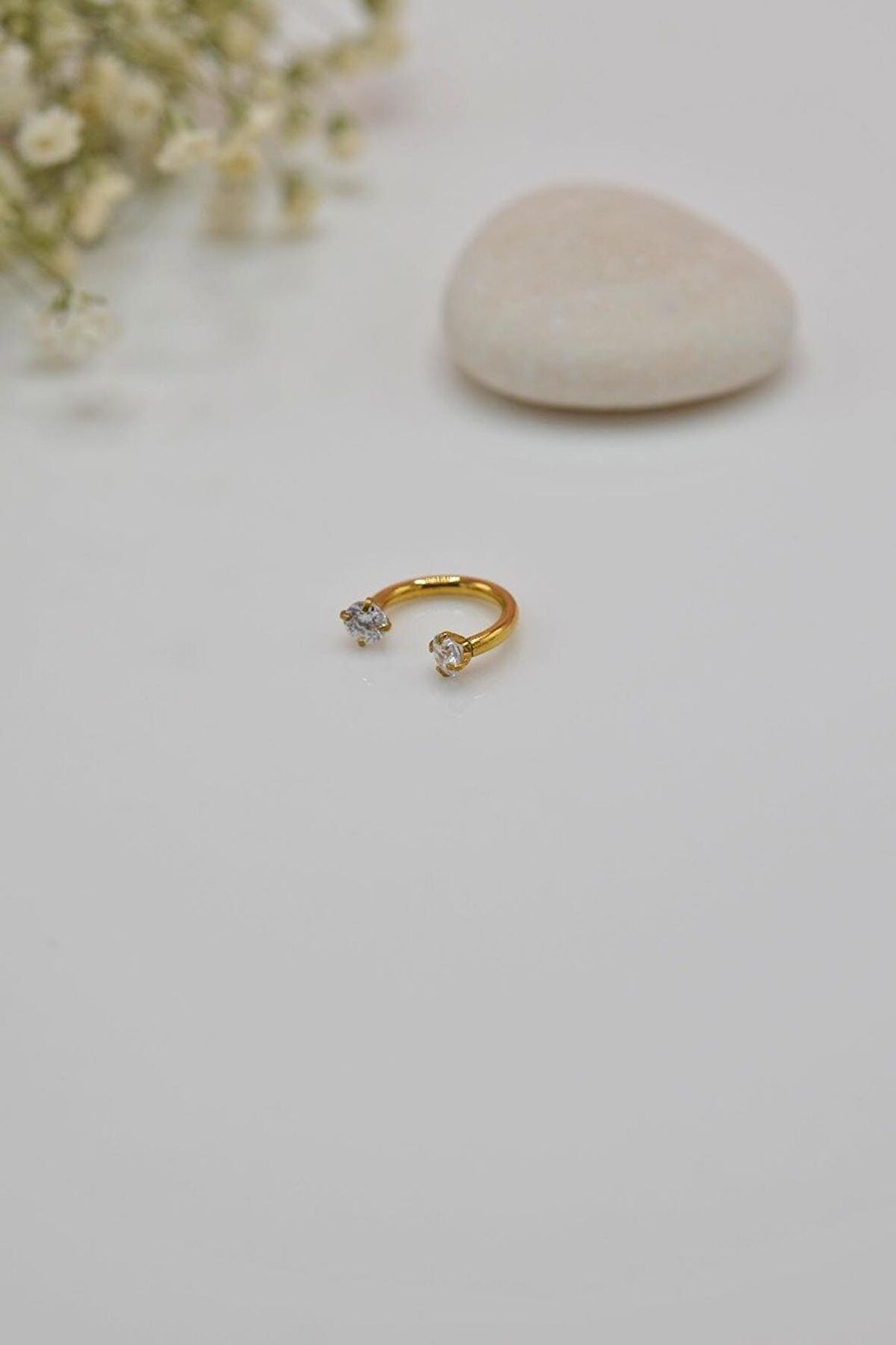 8 mm Gold Çelik Taşlı Piercing Tragus Helix Kıkırdak