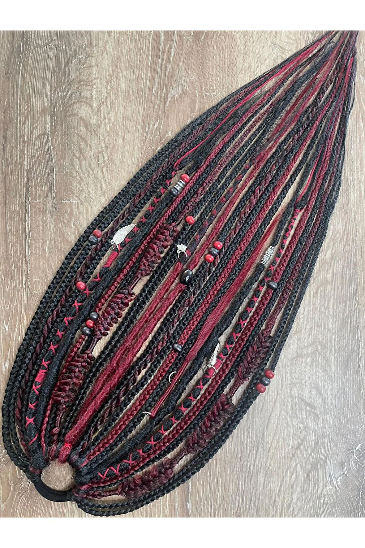 Rasta Mix Afrika Örgü Toka 25'li 50cm - Siyah & Kızıl