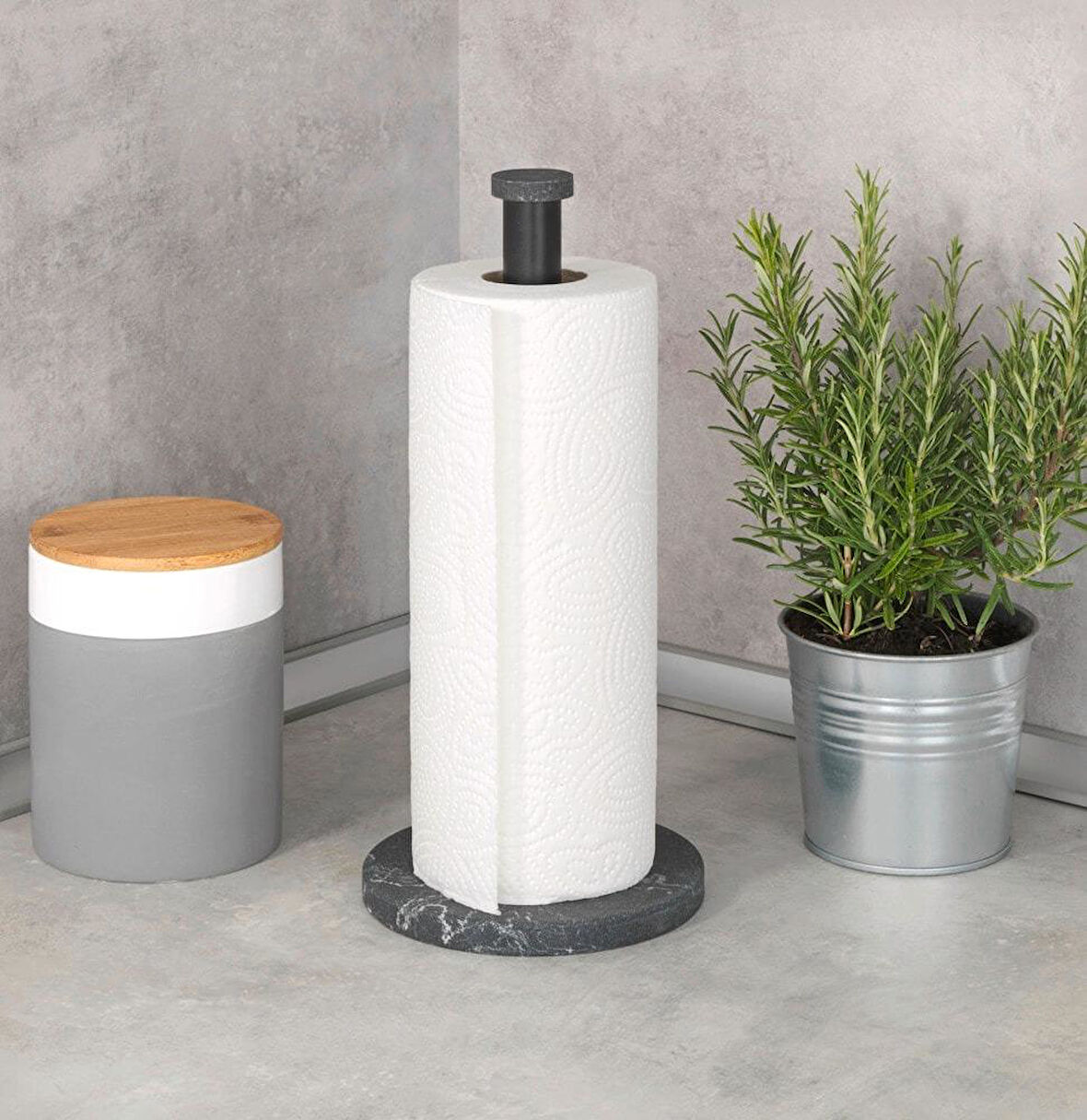 Saban Siyah Mermer Görünümlü Kağıt Havlu Tutucu - Mermer Desenli Plastik Taban, Siyah Metal Çubuk 15x32 cm 
