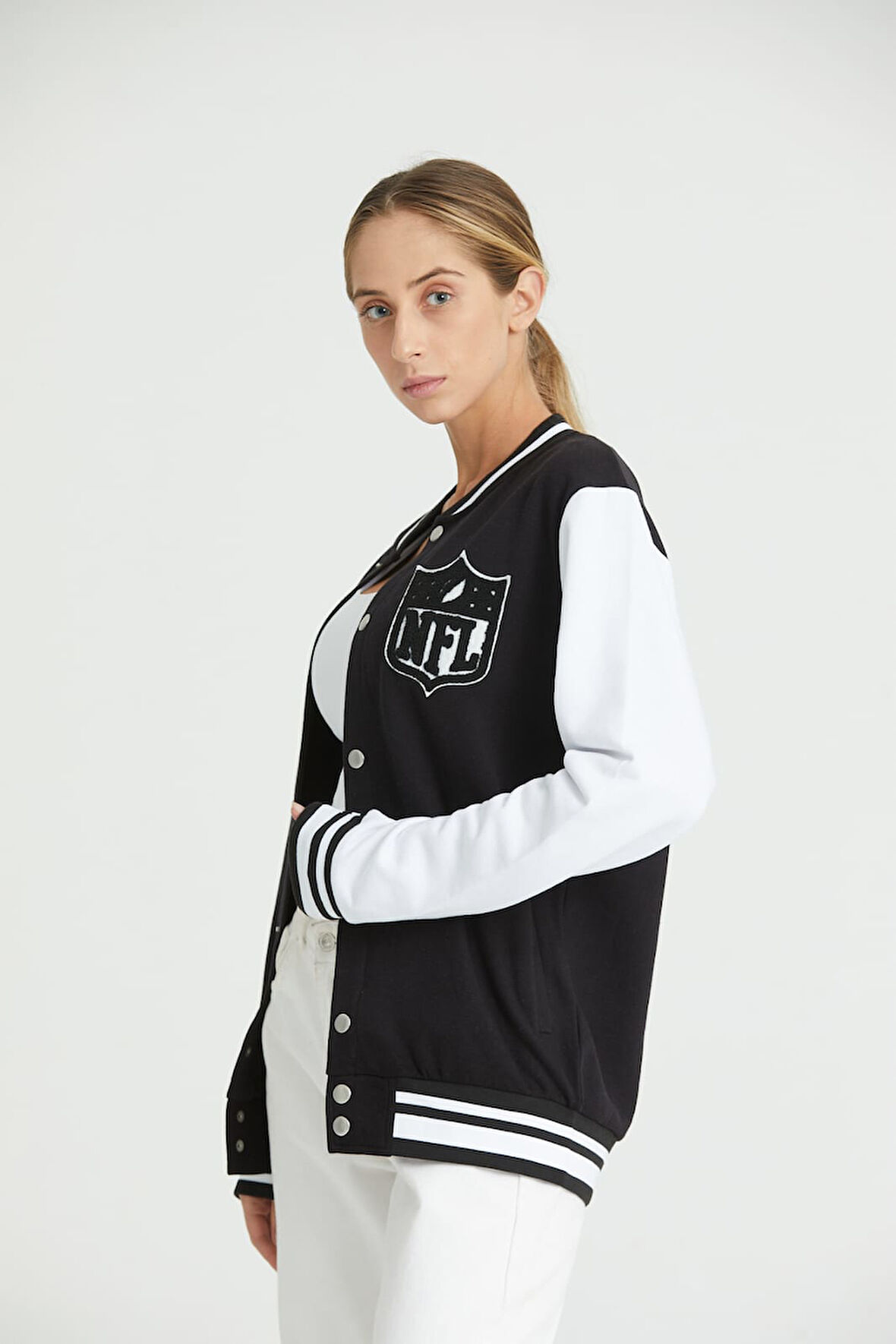 Siyah Beyaz Rahat Kalıp Uzun Kollu Unisex Kolej Ceket Hırka