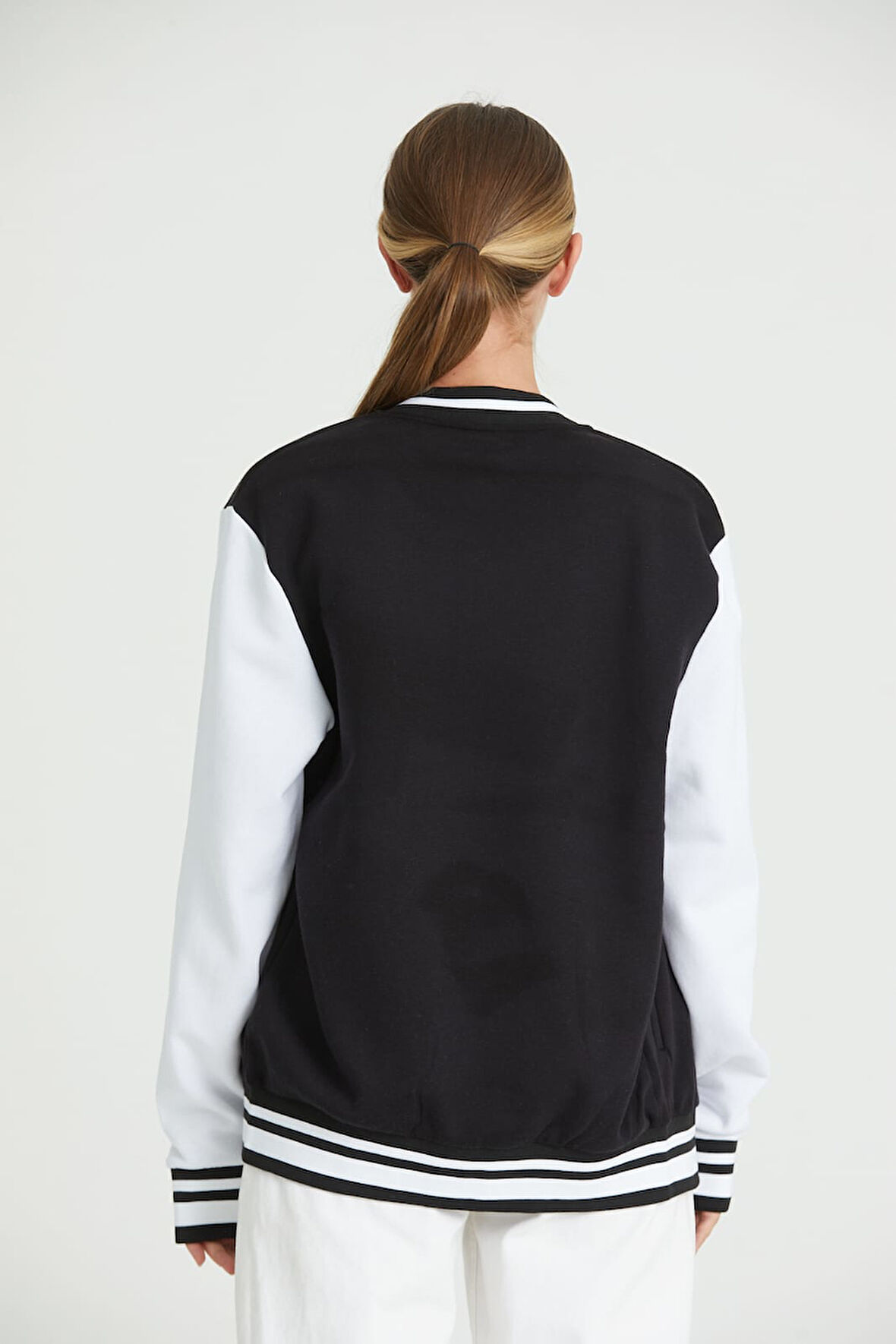 Siyah Beyaz Rahat Kalıp Uzun Kollu Unisex Kolej Ceket Hırka