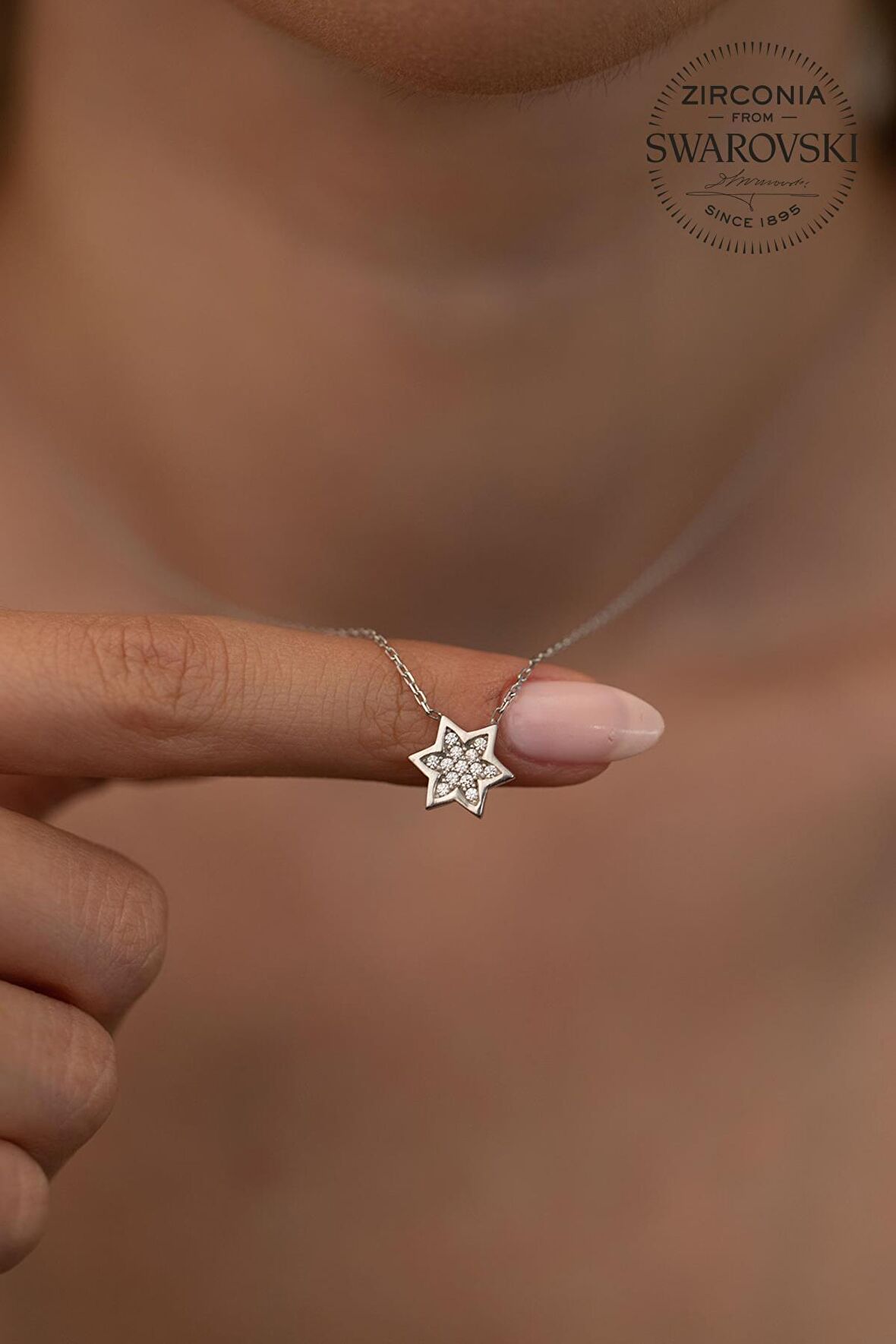 Swarovski Taşlı Altı Köşeli Yıldız Model Gümüş Zirconia Kolye