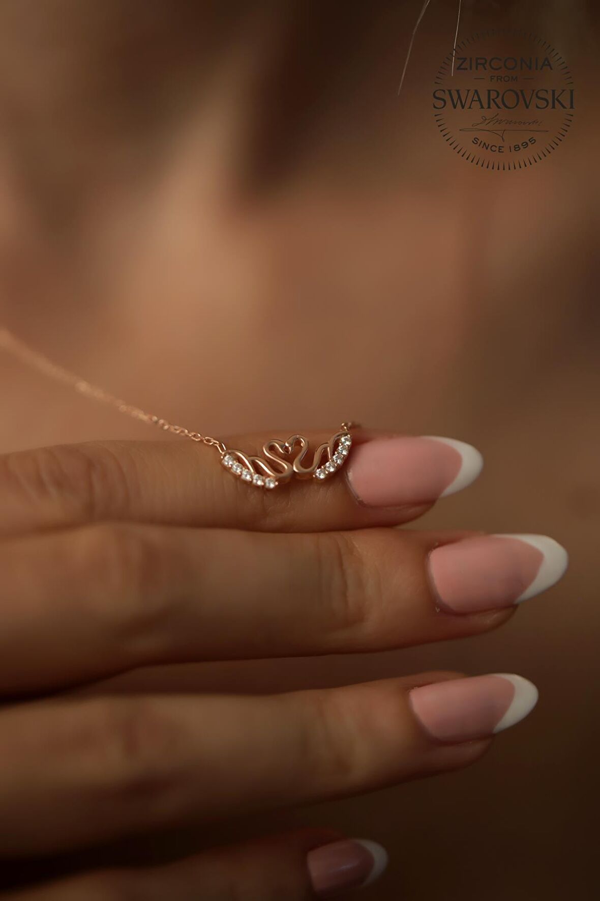 Swarovski Taşlı Swan Aşkı Model Rose Kaplama Gümüş Zirconia Kolye