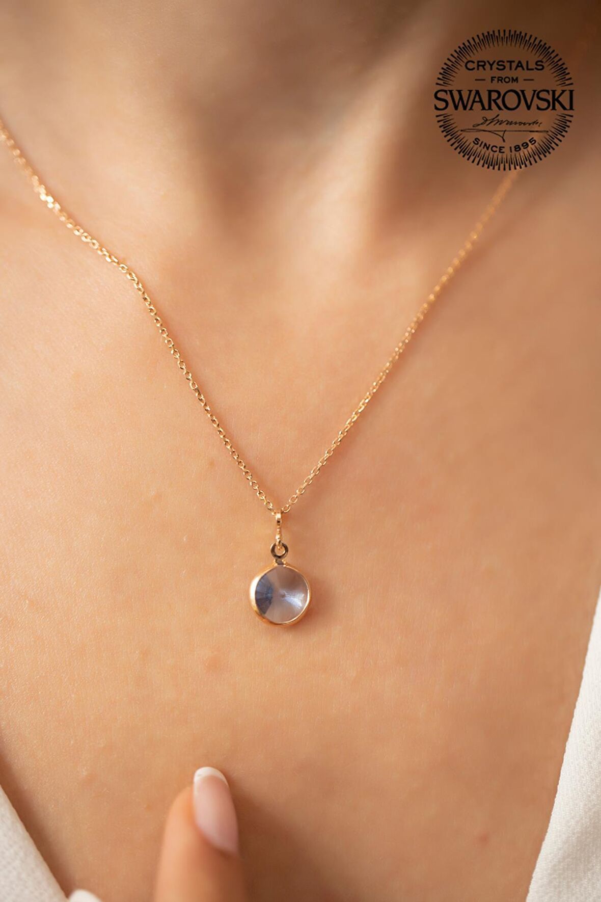 Swarovski Taşlı Tektaş Model Rose Kaplama Gümüş Crystal Kolye