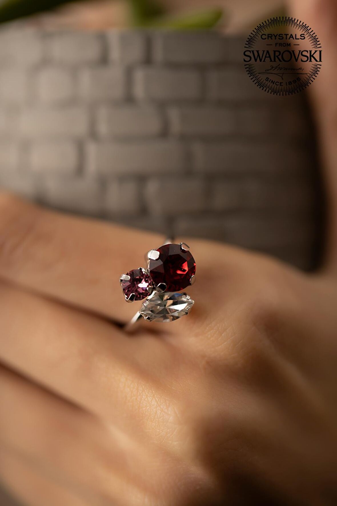 Swarovski Taşlı Yaprak Model Gümüş Crystal Yüzük