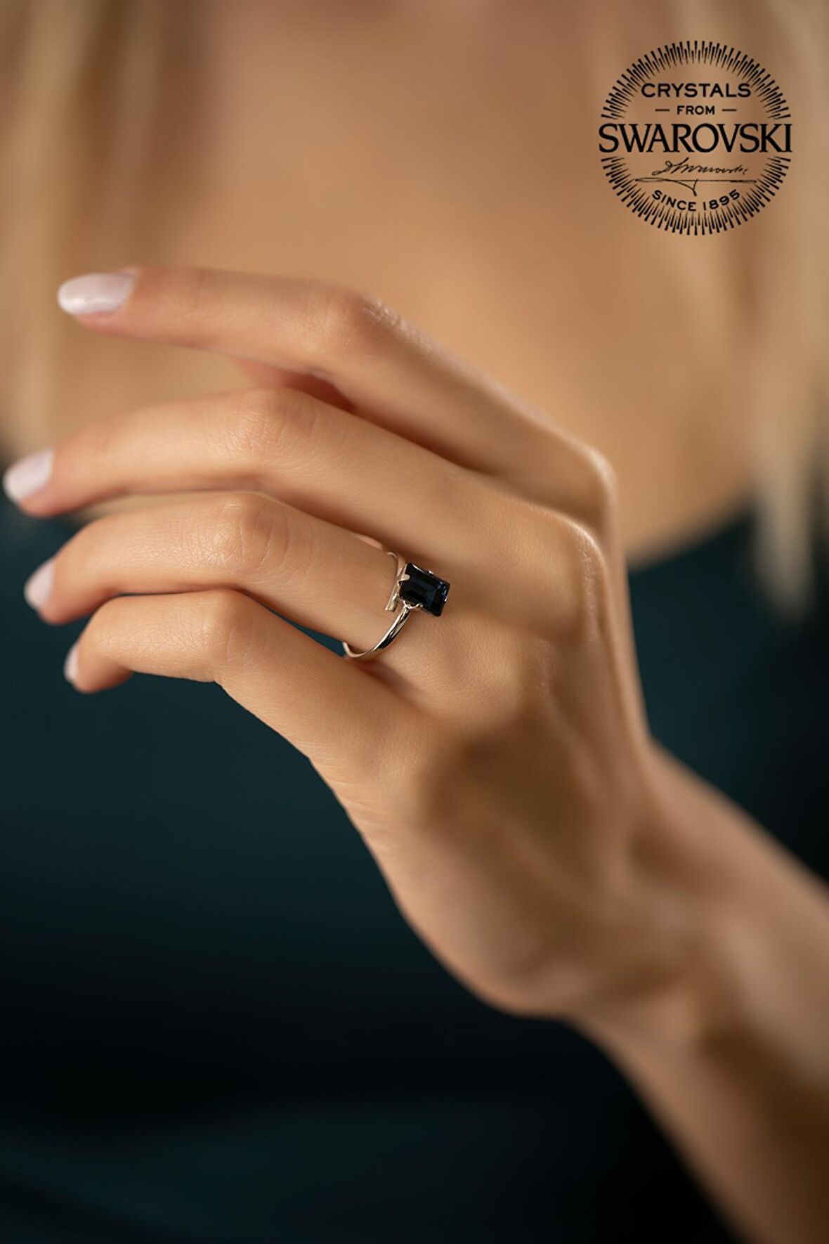 Swarovski Taşlı Baget Model Gümüş Crystal Yüzük