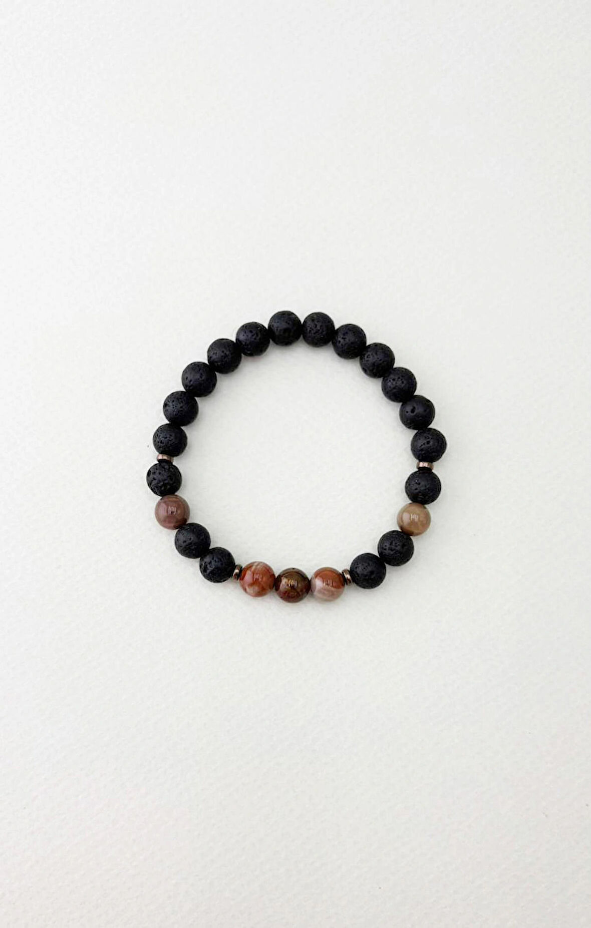 Lav Taşı, Silisleşmiş Ağaç Bileklik