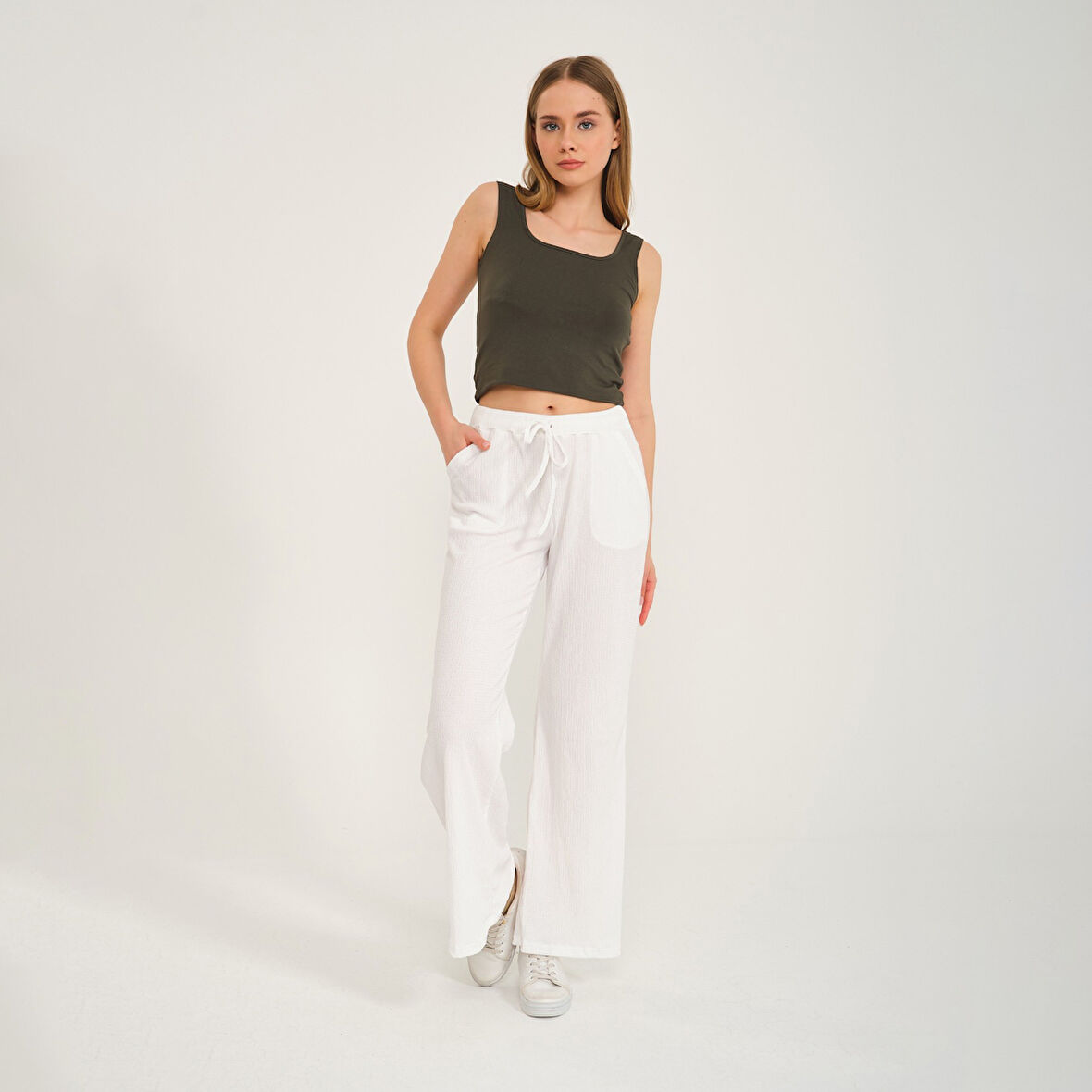 Günlük Yazlık Rahat Kesim Kadın Pantolon