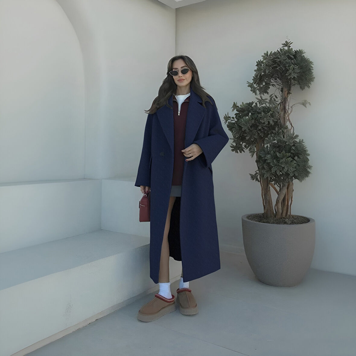 Kışlık Astarlı Sırtı Detaylı Kadın Kaşmir Kaban