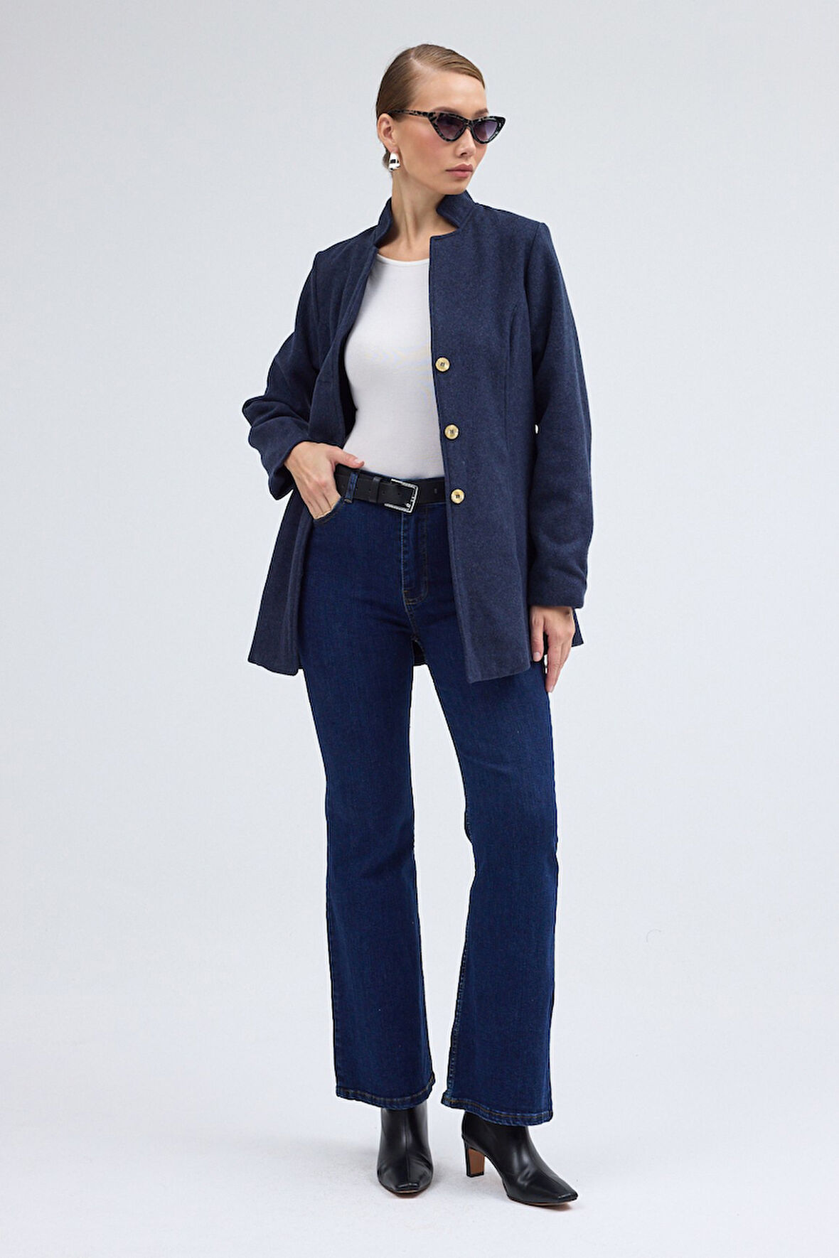 Tasarım Yaka Kısa Boy Kaşe Kaban