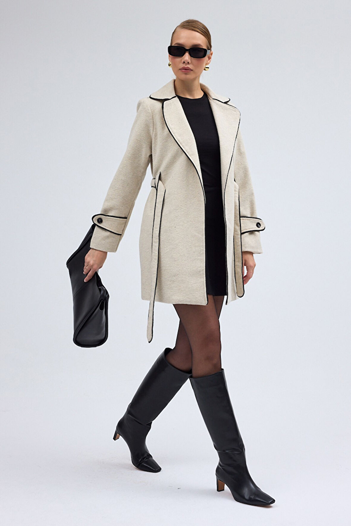 Kaşe Kadın Şık Yaka Kaban ve Kemer