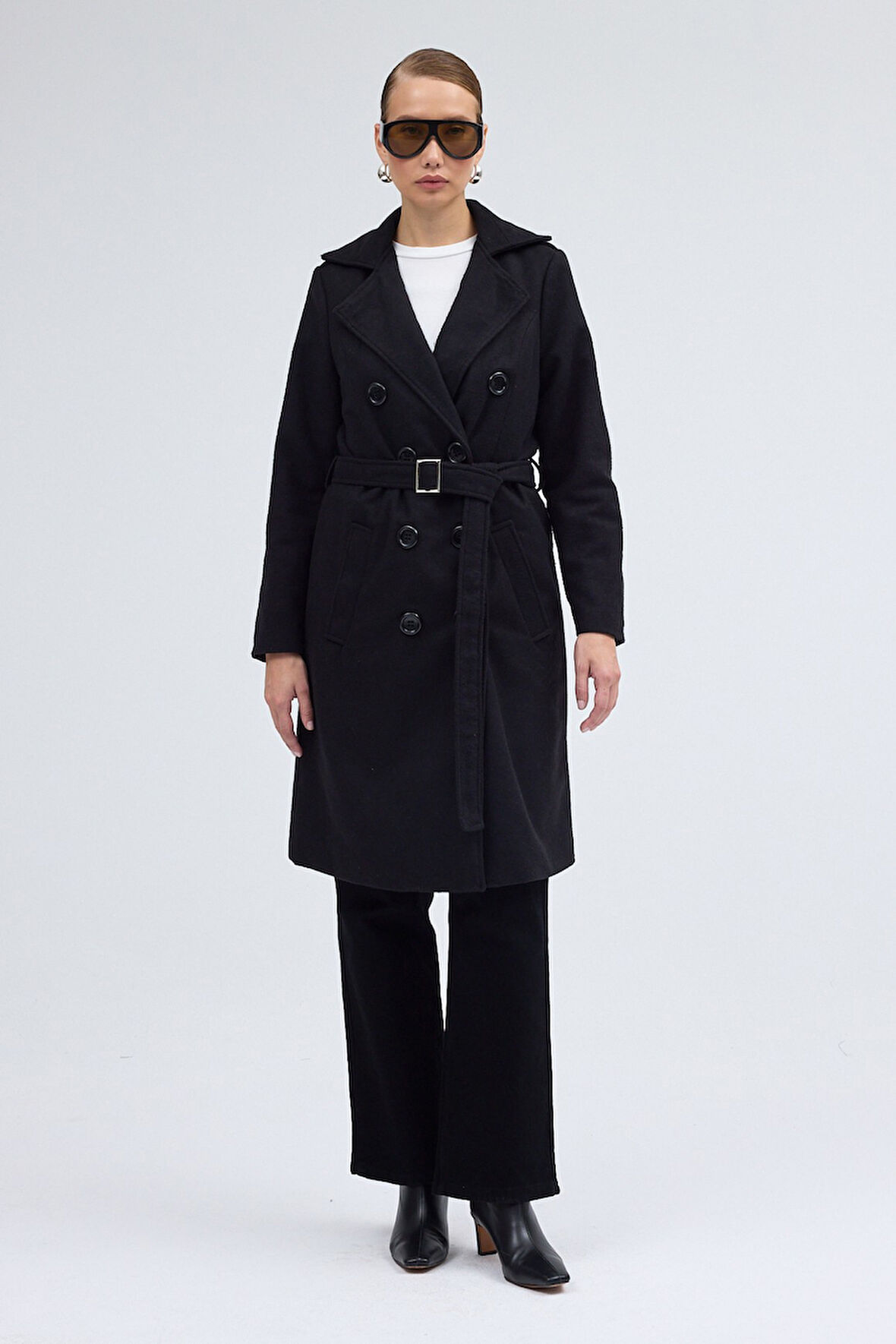 Aksesuarlı Kaşe Kaban Kemer Detaylı