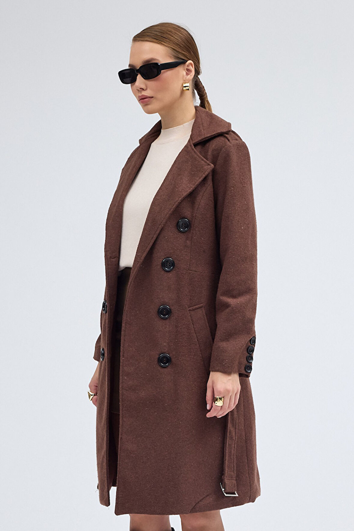 Kemer Detaylı Aksesuarlı Kaşe Kaban