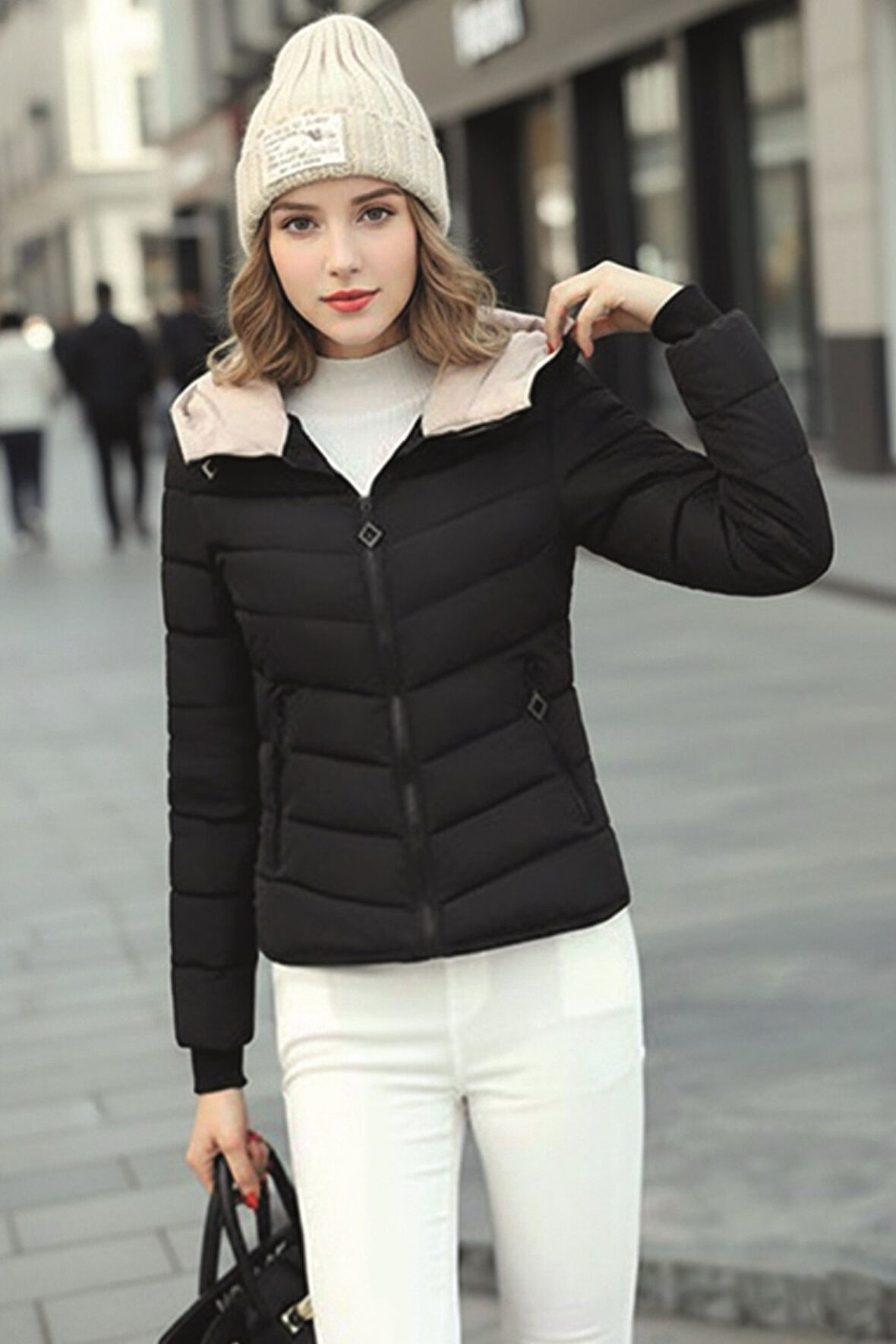 Kışlık Kapüşonlu Kadın Şişme Mont