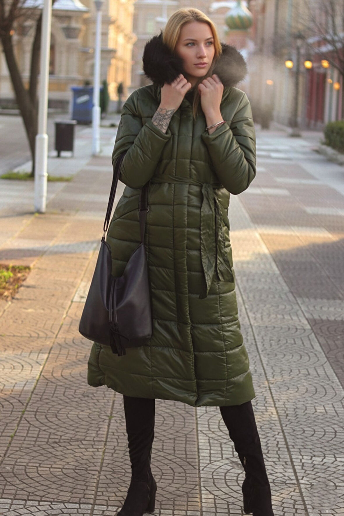 Kışlık Tam Boy Kürklü Şişme Kadın Mont